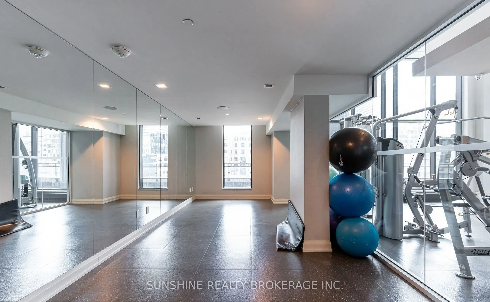460 Adelaide Street E #518