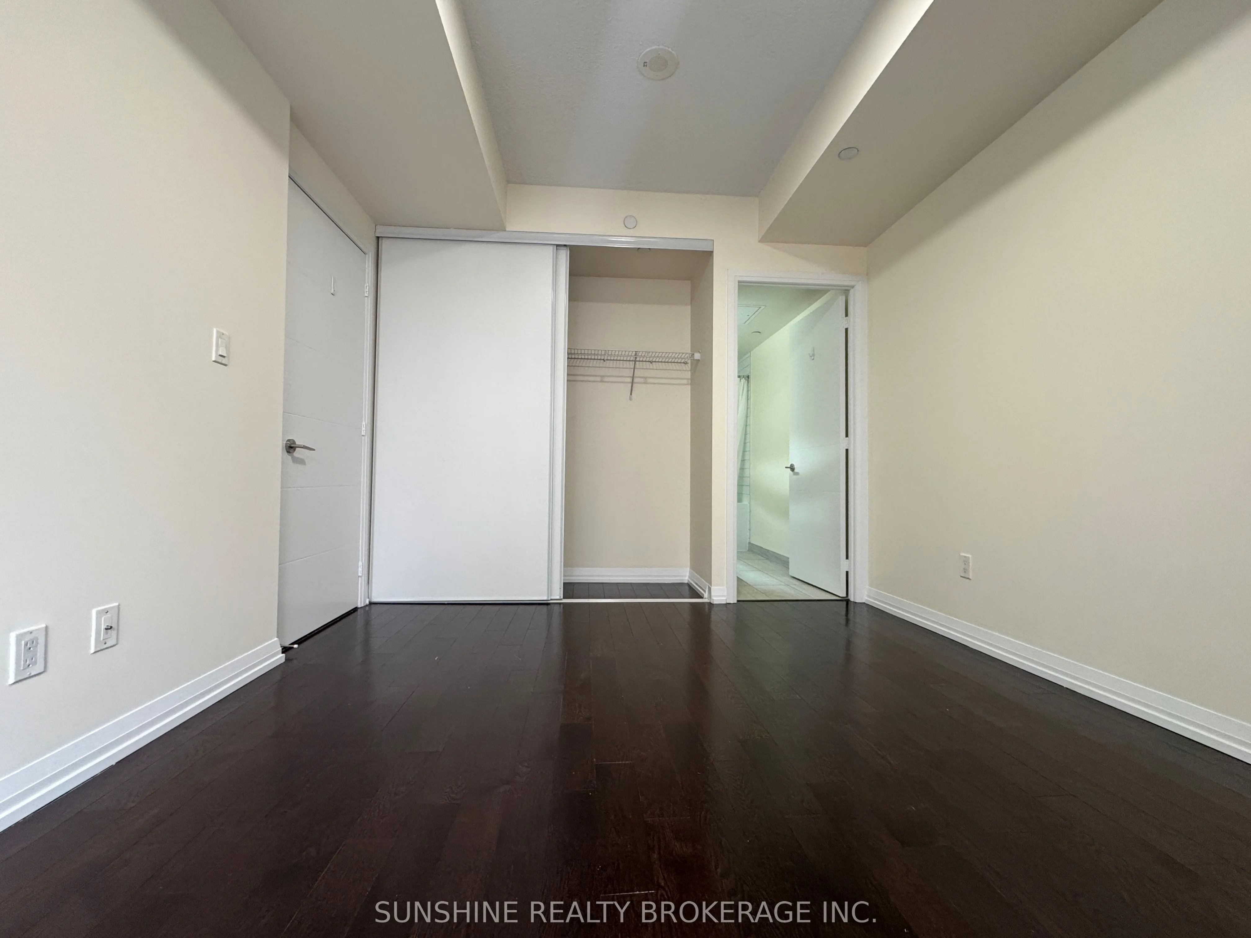 460 Adelaide Street E #518