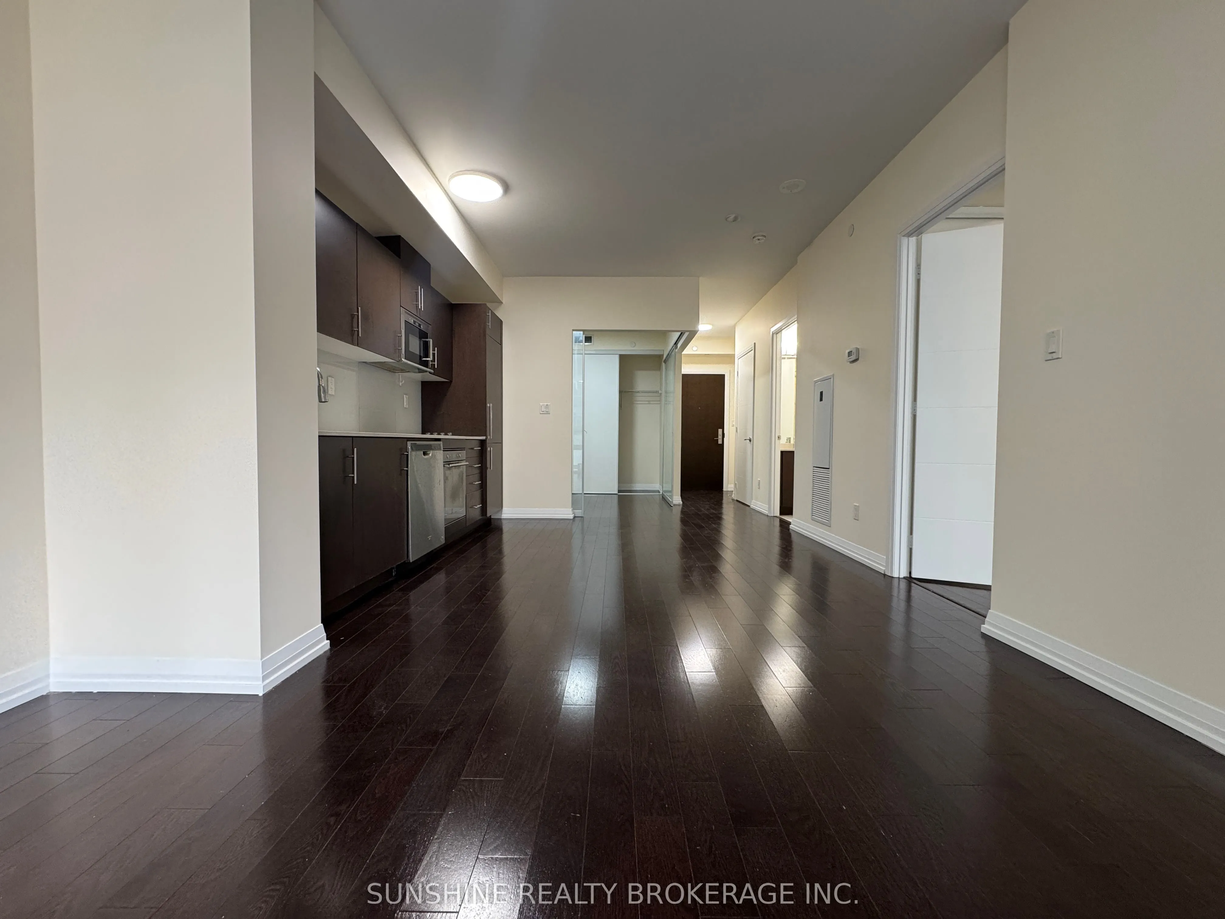 460 Adelaide Street E #518