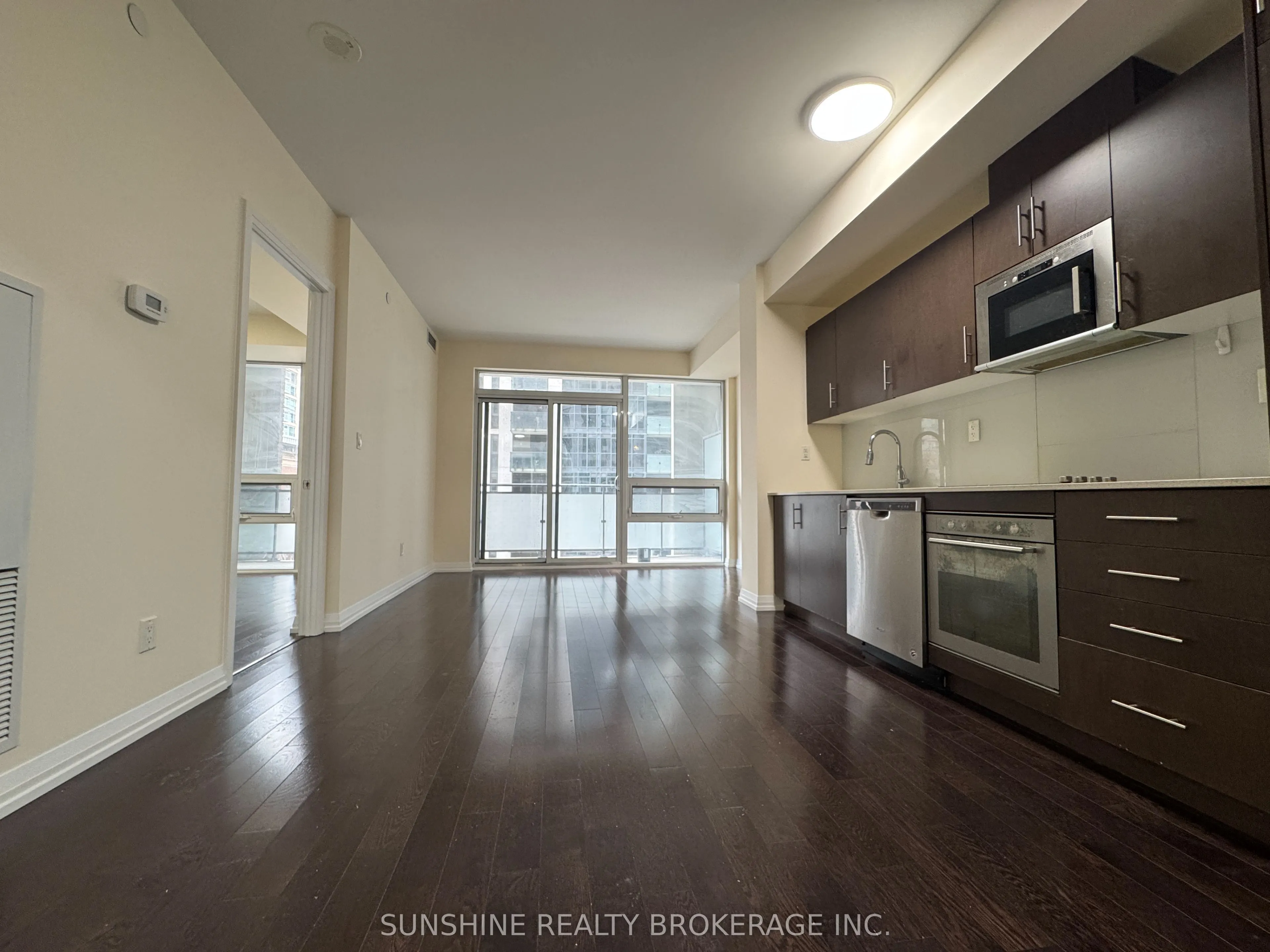 460 Adelaide Street E #518