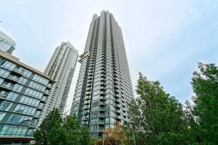 11 Brunel Court, #806