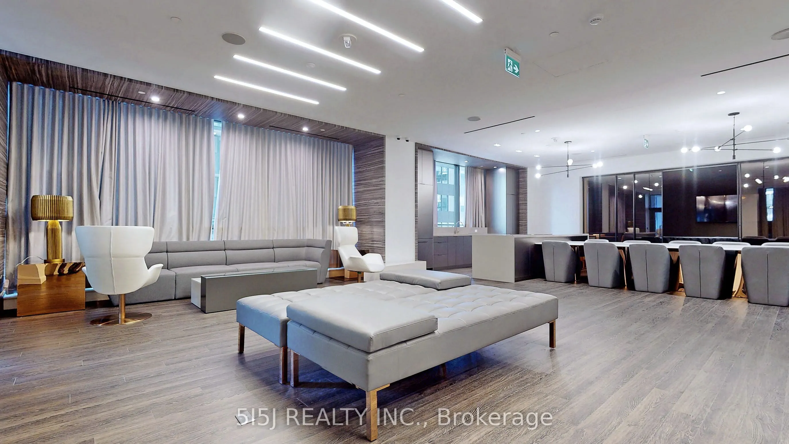 39 Roehampton Avenue #3708