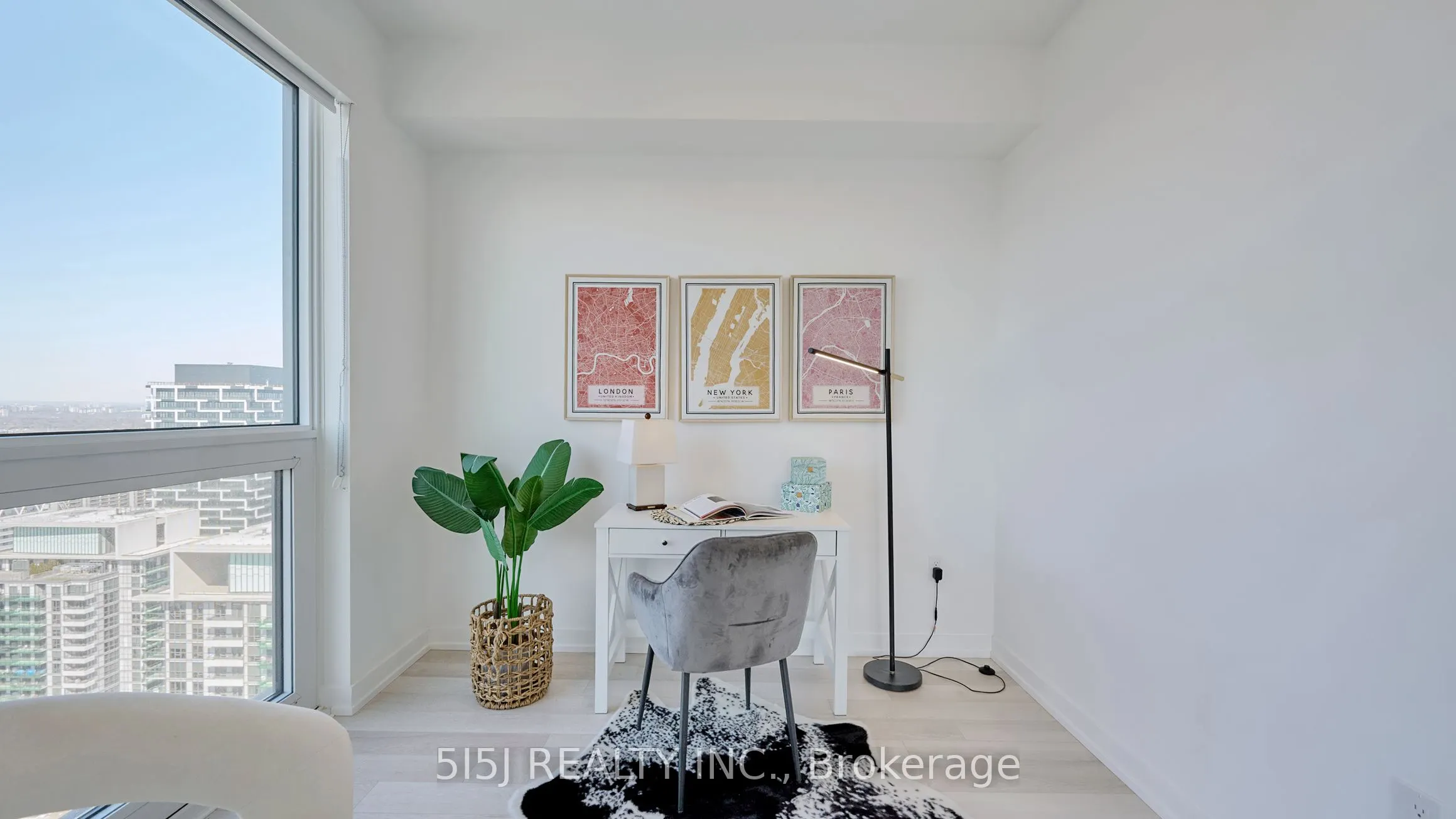 39 Roehampton Avenue #3708