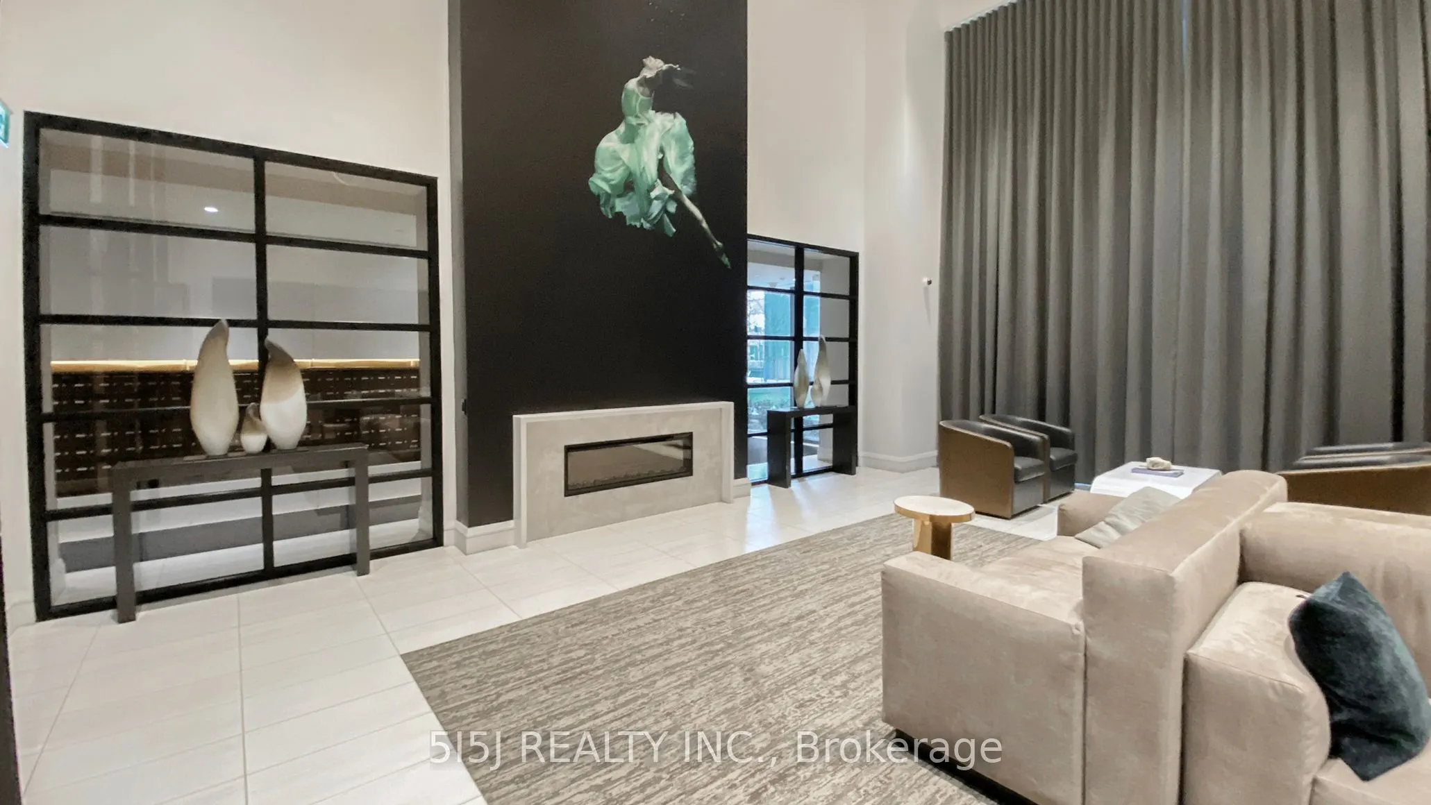 39 Roehampton Avenue #3708