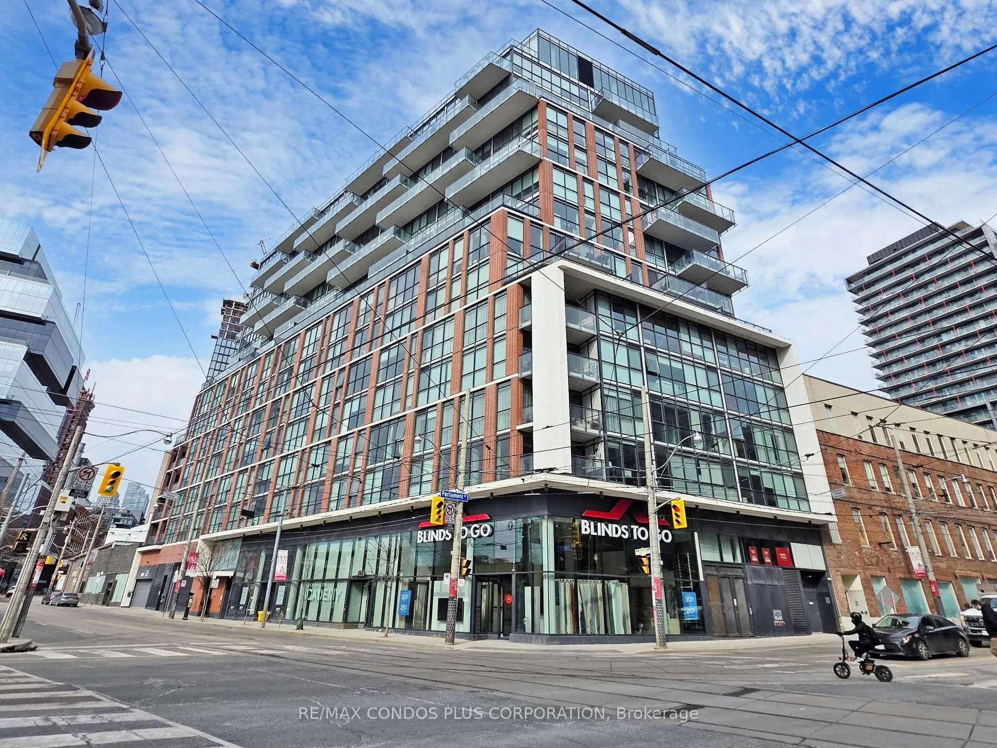 318 King Street E, #710