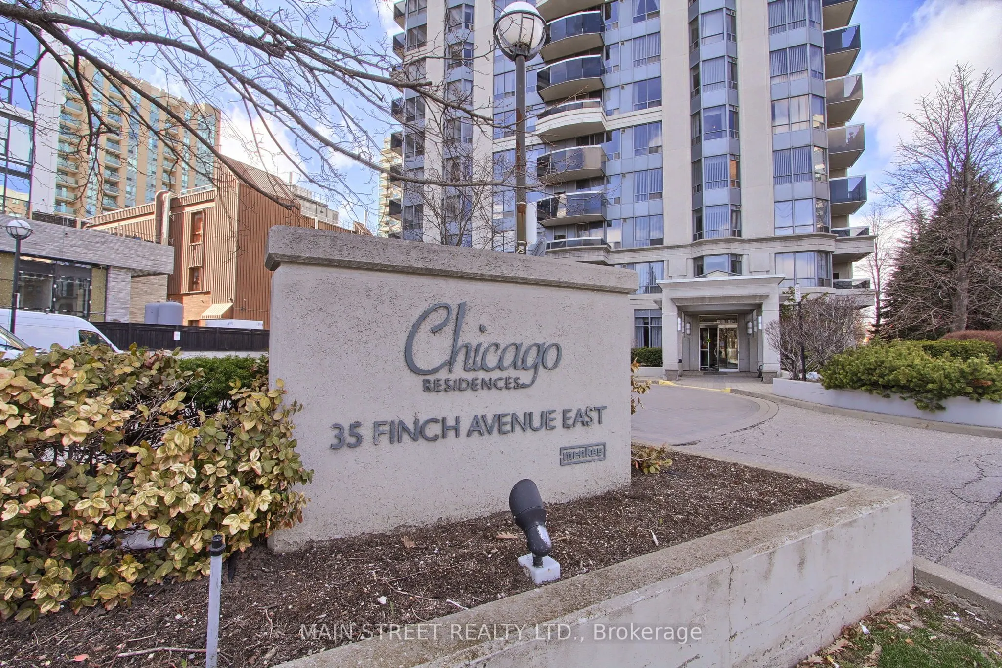 35 Finch Avenue E, #501