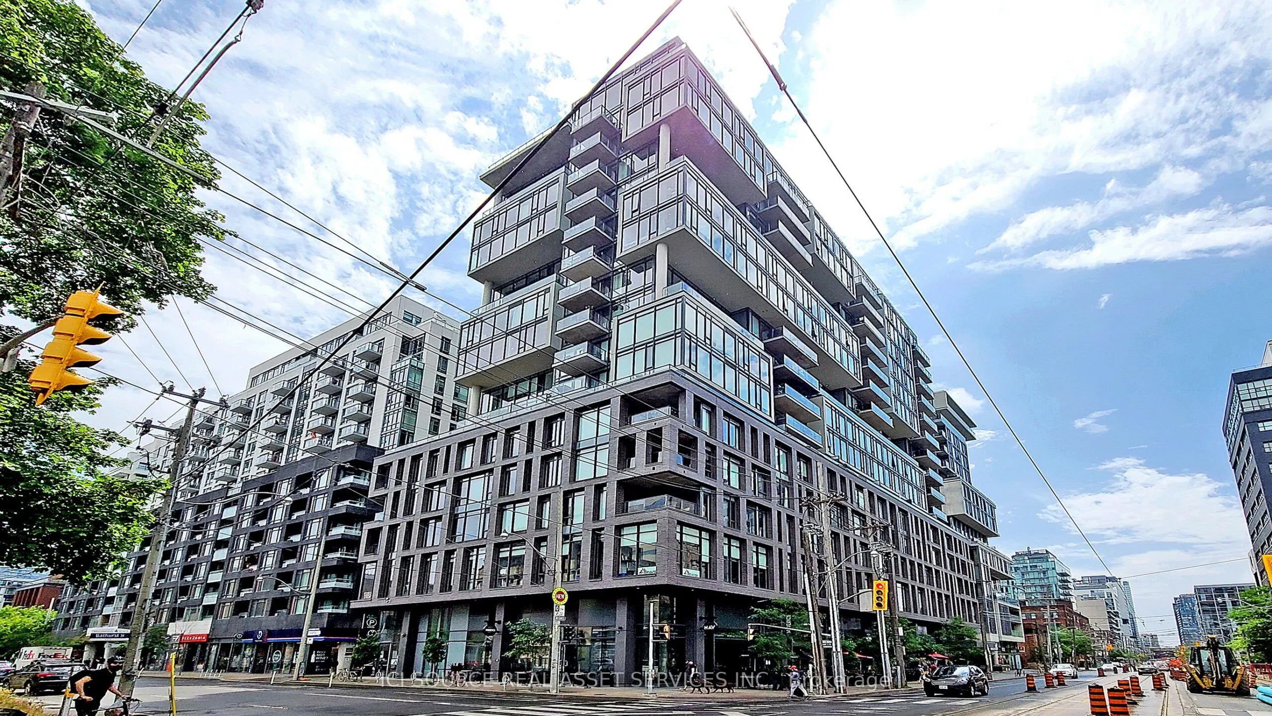 111 Bathurst Street, #1006