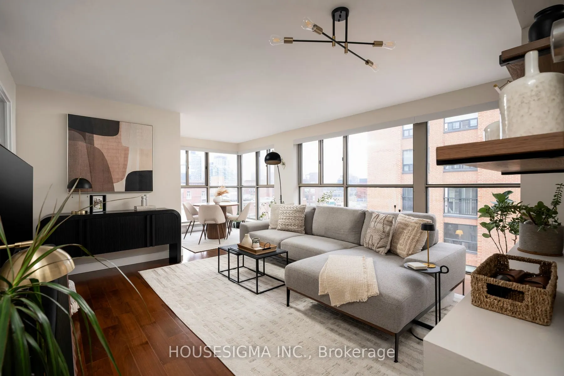 65 Scadding Avenue, #827