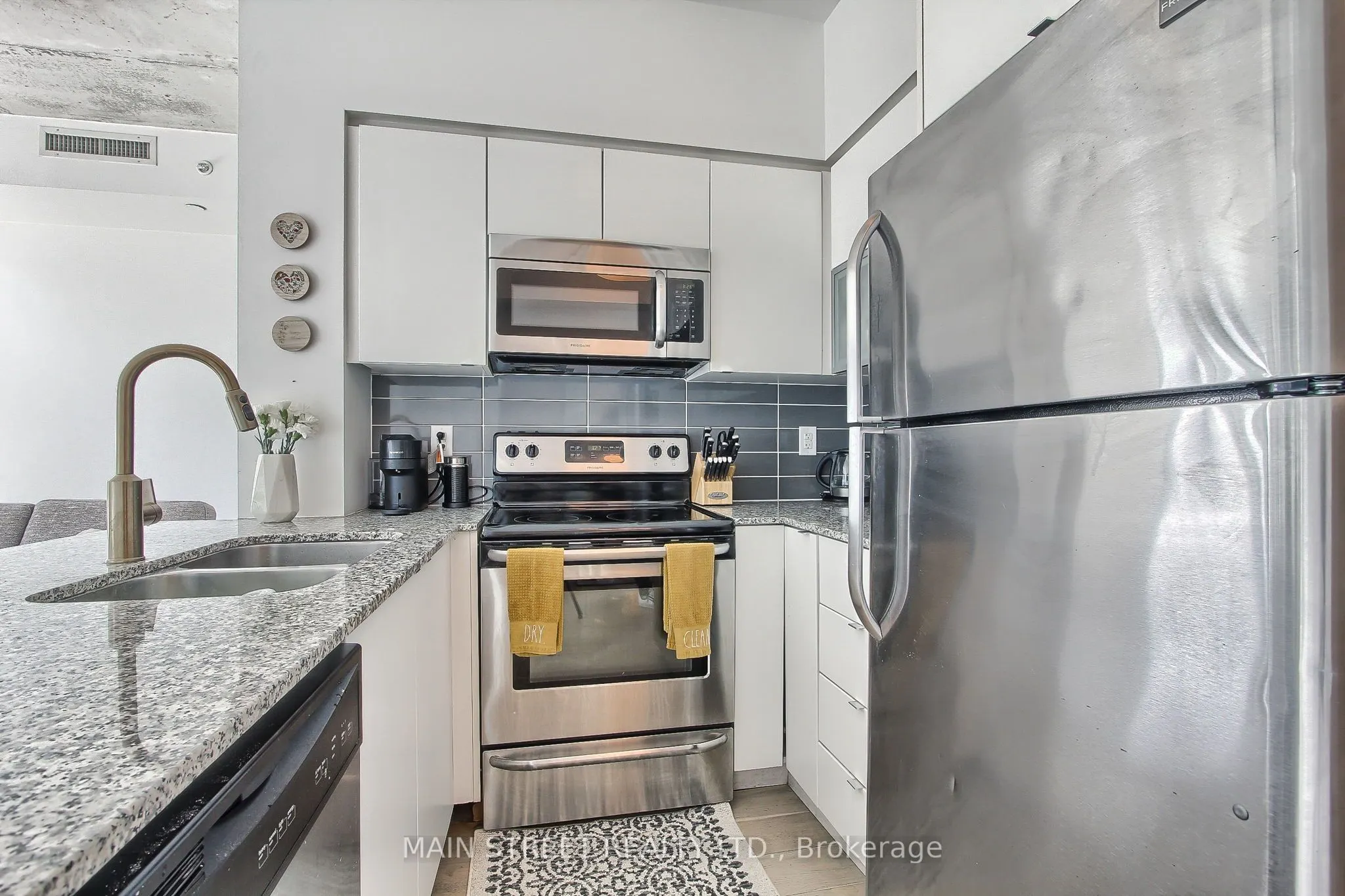 150 East Liberty Street #1213