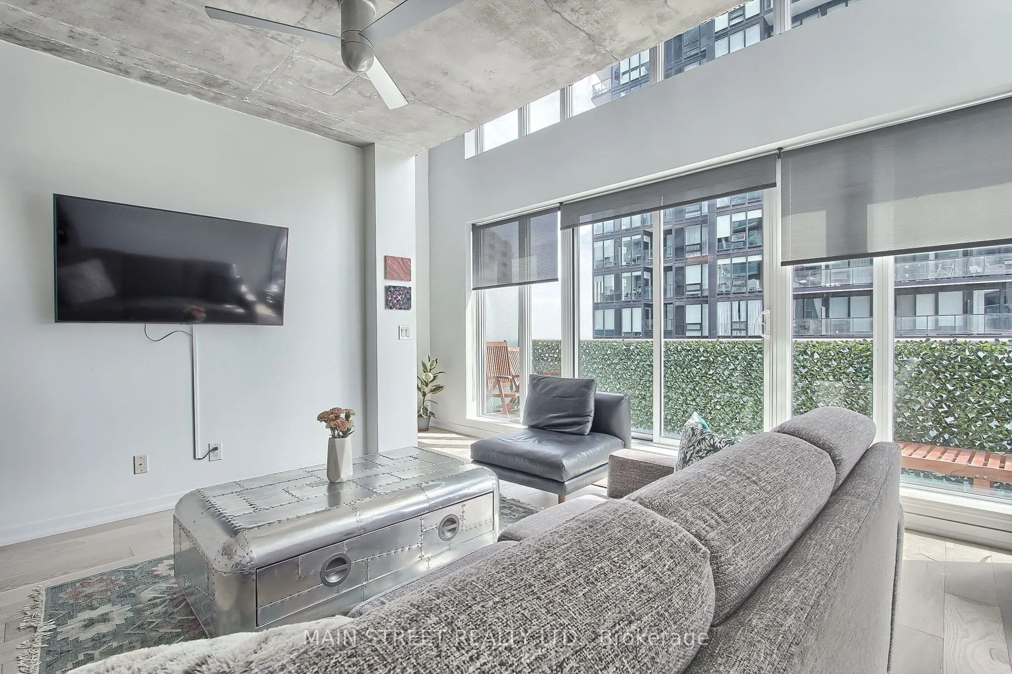 150 East Liberty Street #1213