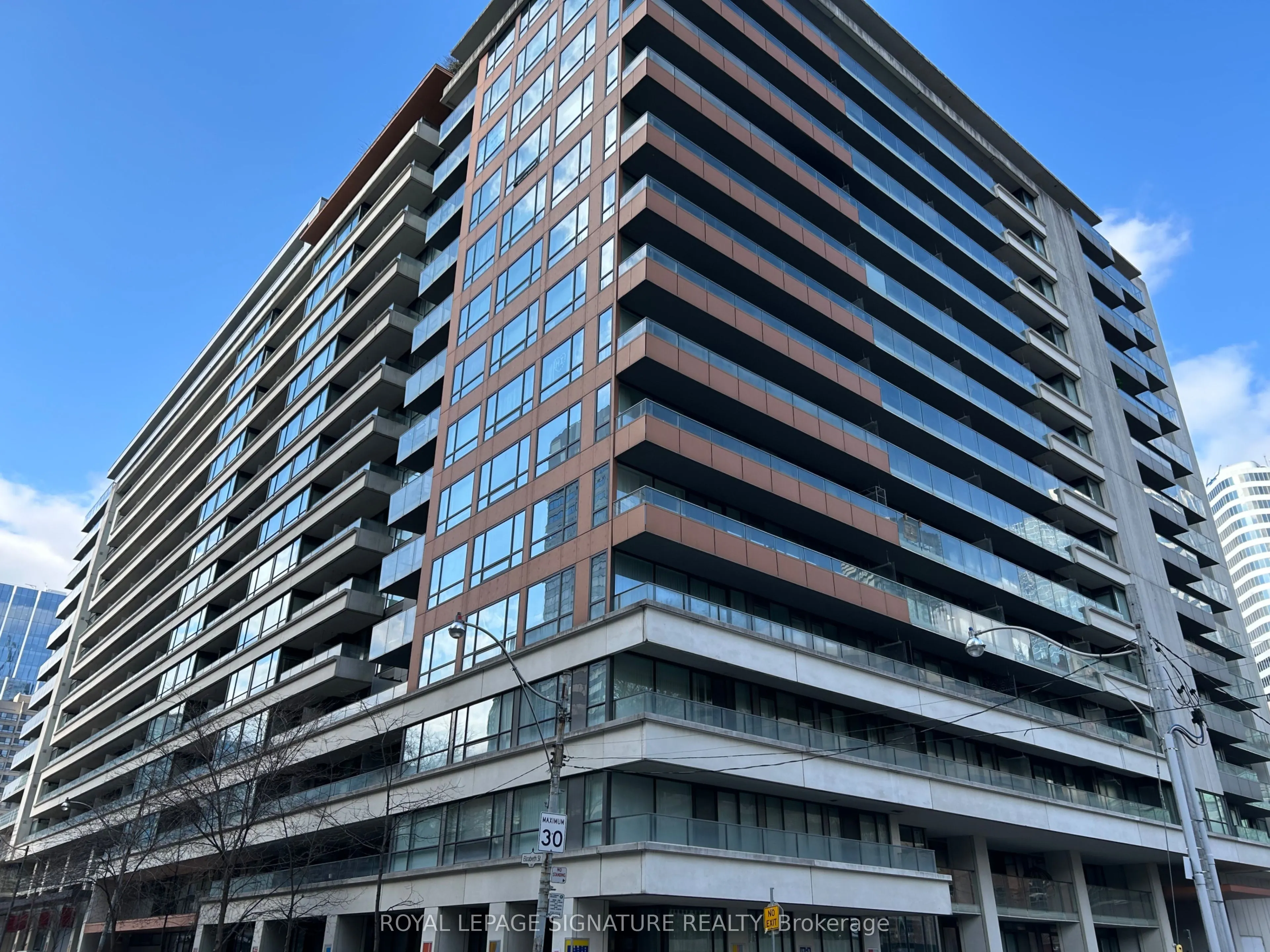 111 Elizabeth Street, #915