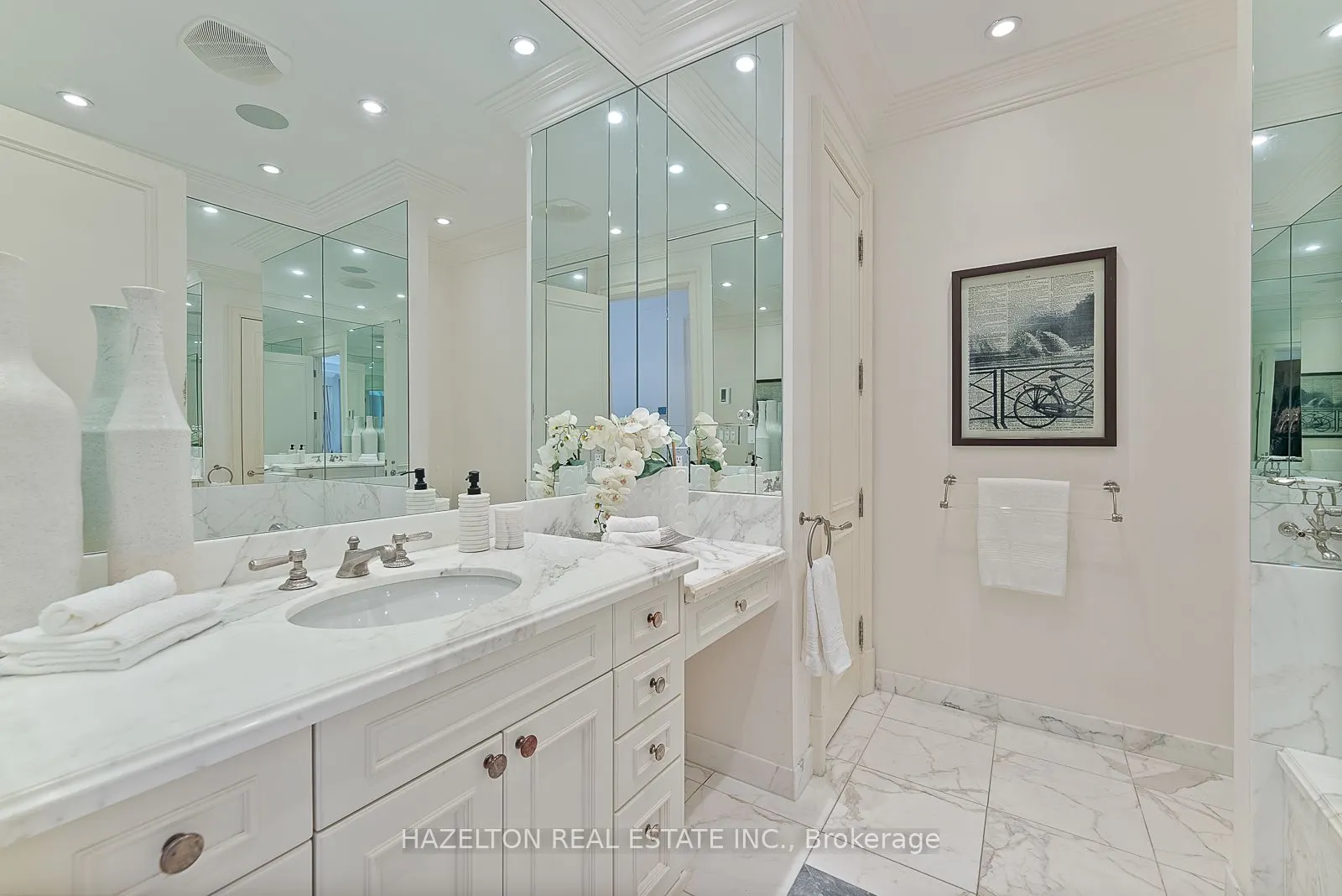 1 St Thomas Street, #14B