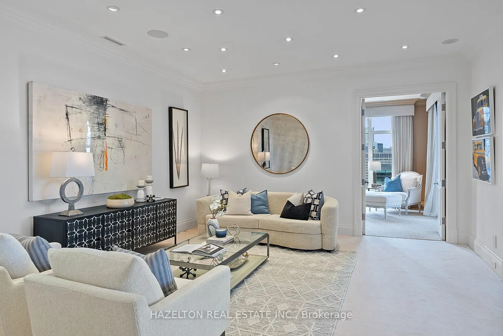 1 St Thomas Street, #14B