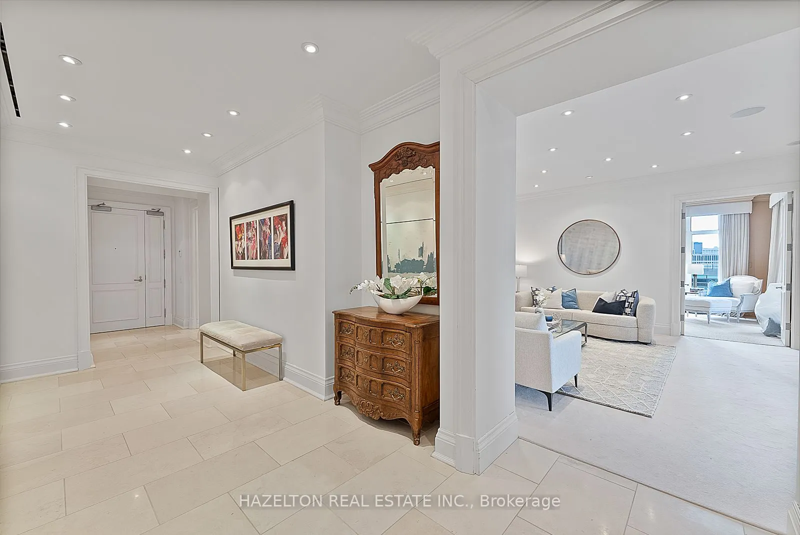 1 St Thomas Street, #14B