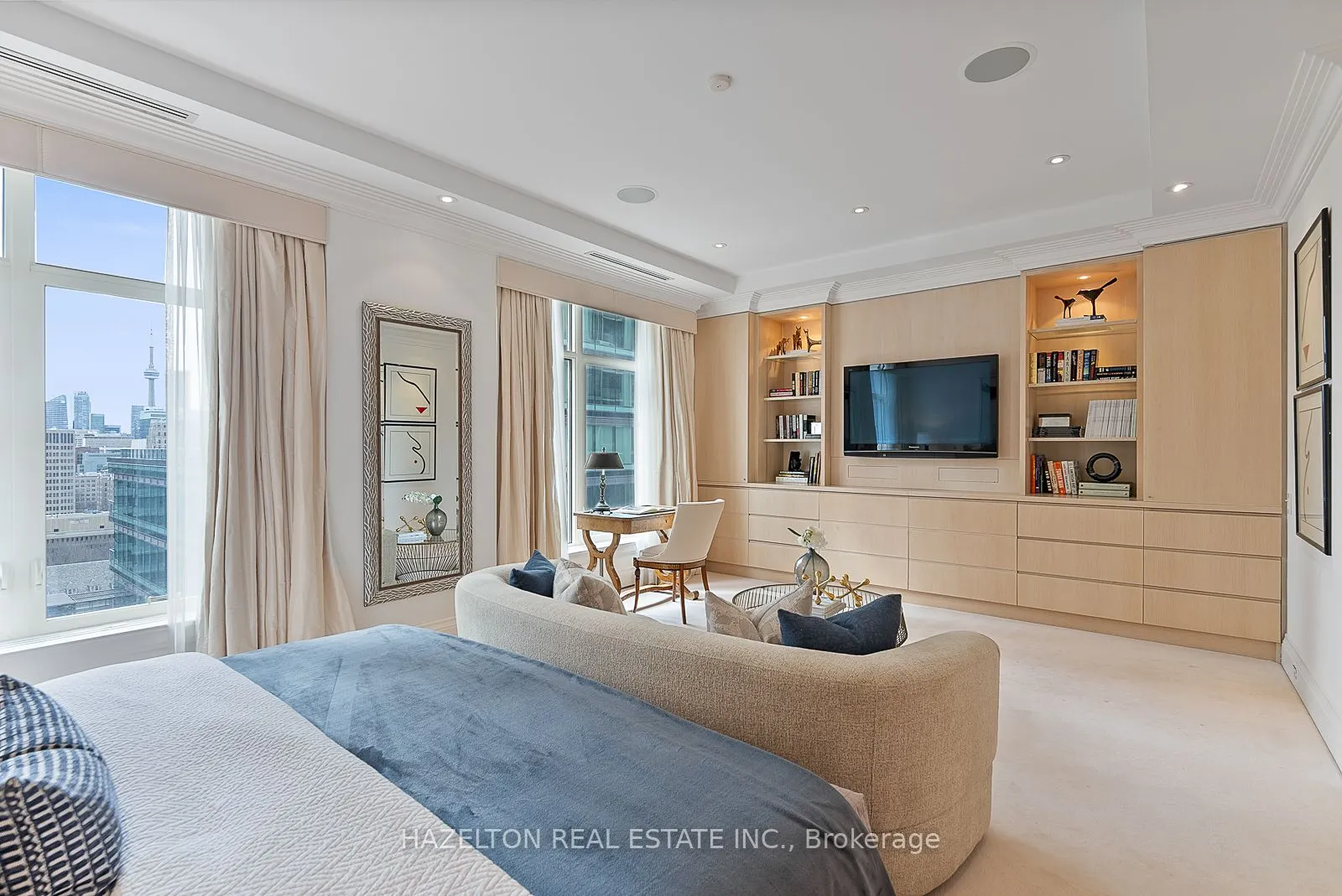 1 St Thomas Street, #14B