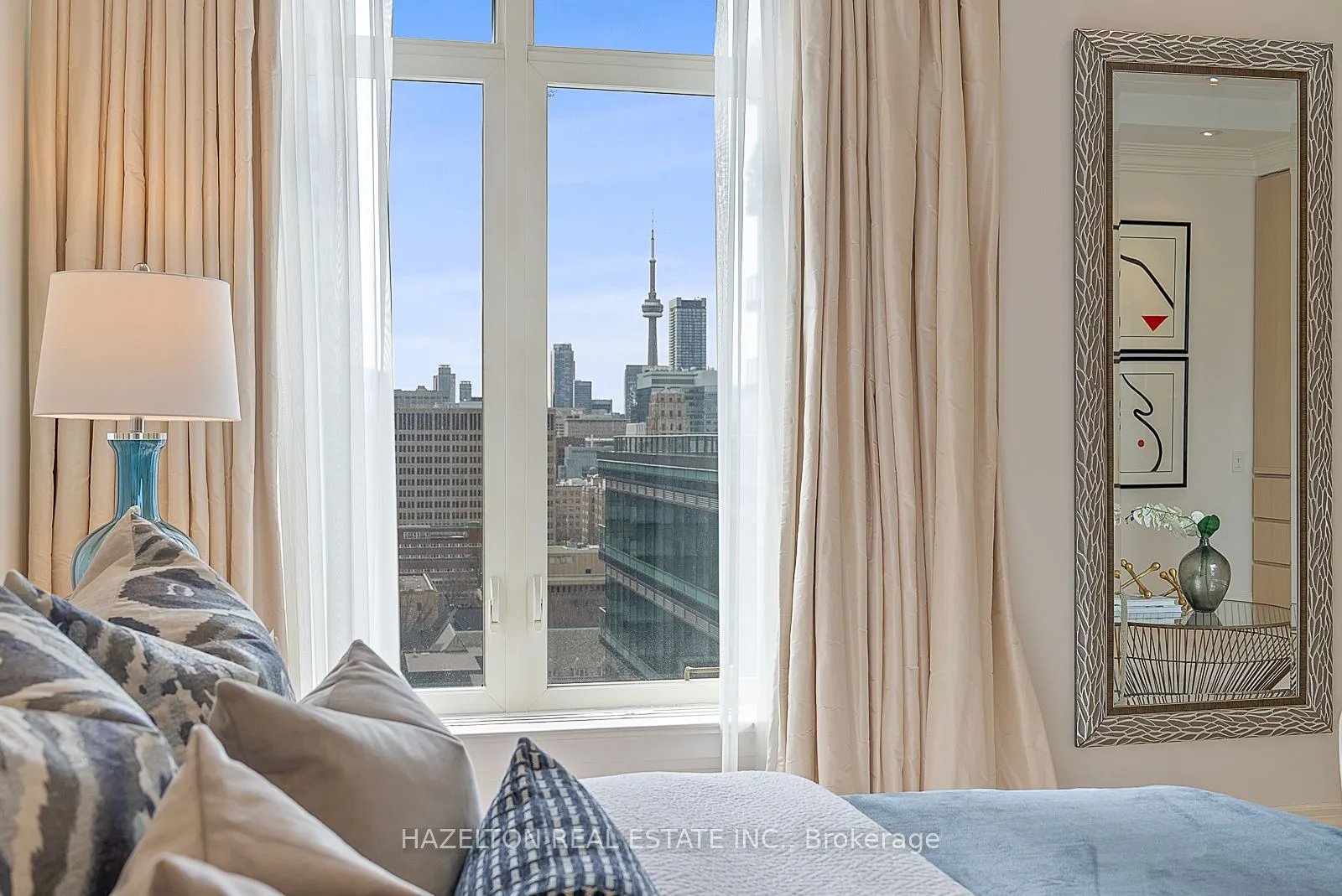 1 St Thomas Street, #14B