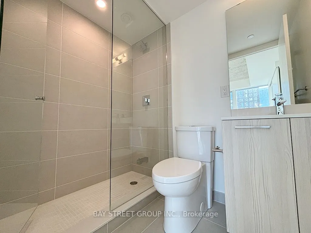 65 Mutual Street #1805