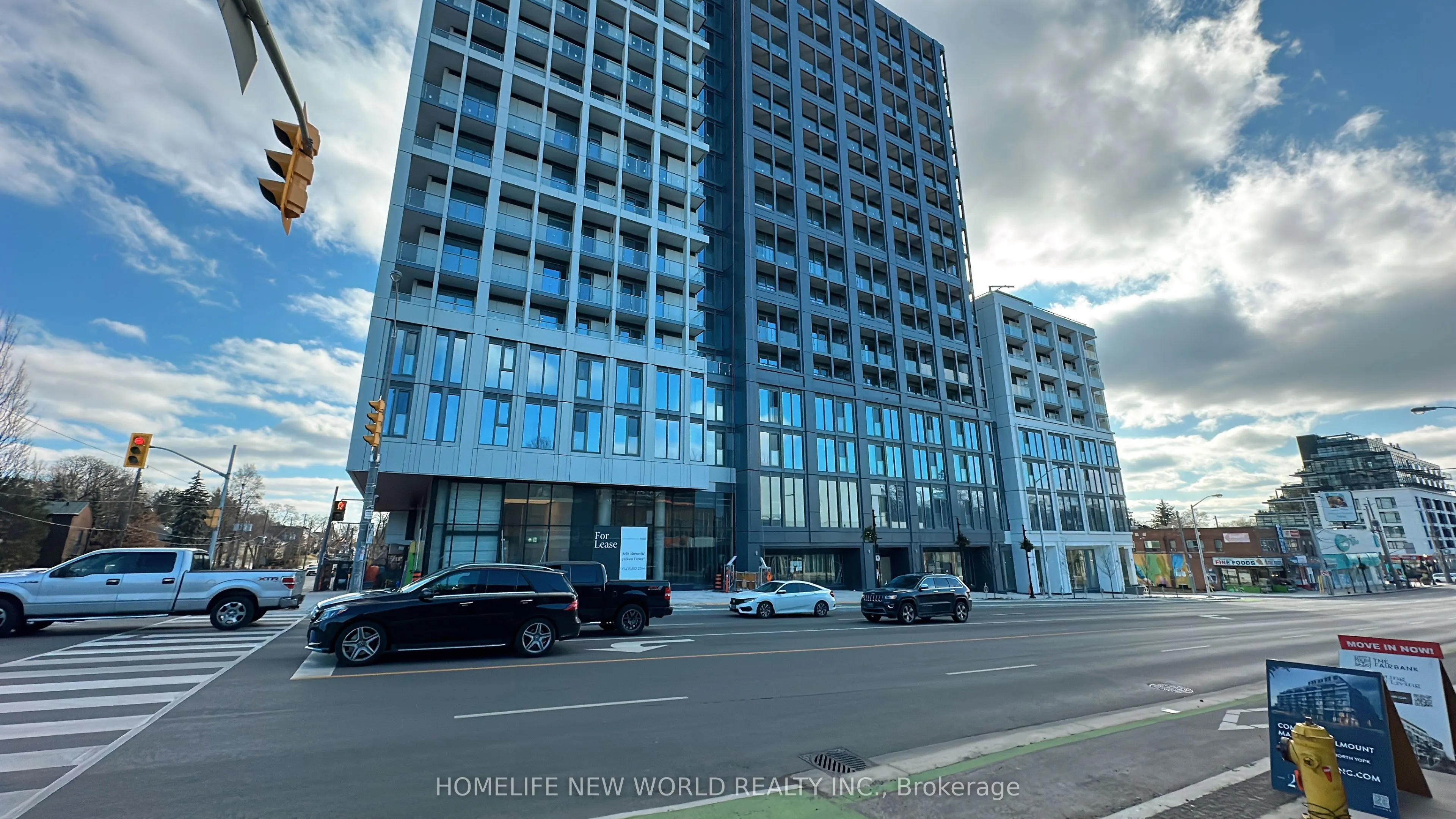 2020 Bathurst Street, #1621