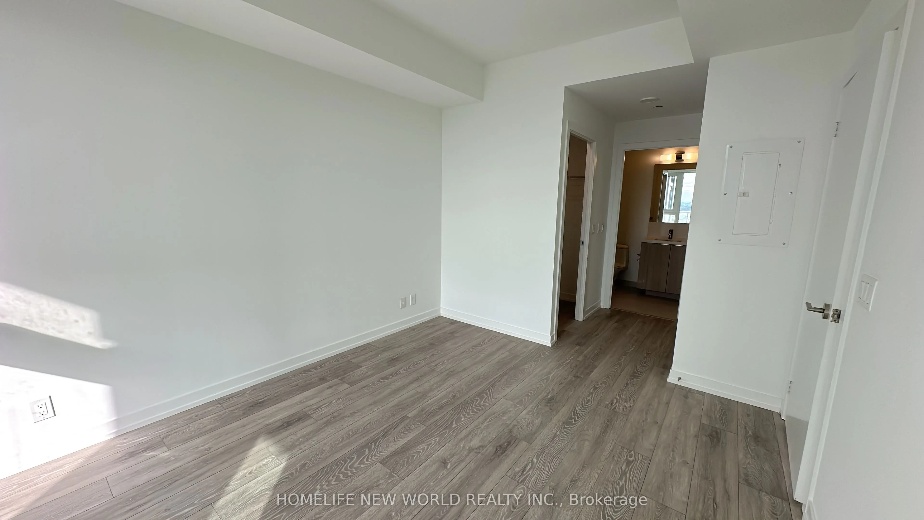 2020 Bathurst Street, #1621