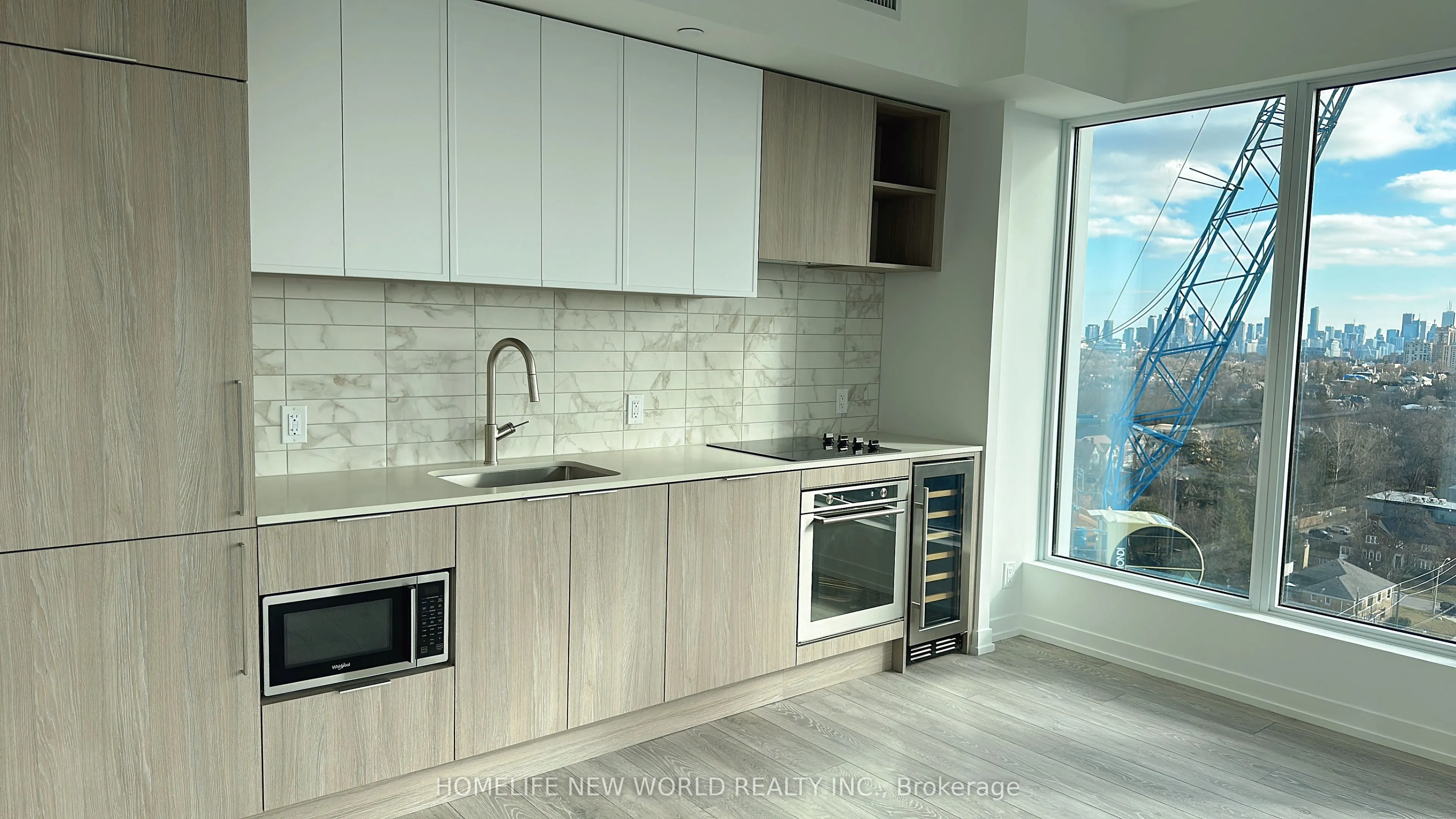 2020 Bathurst Street, #1621