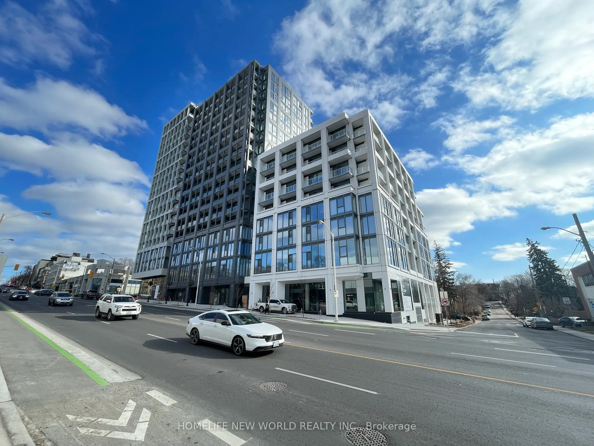 2020 Bathurst Street, #1621