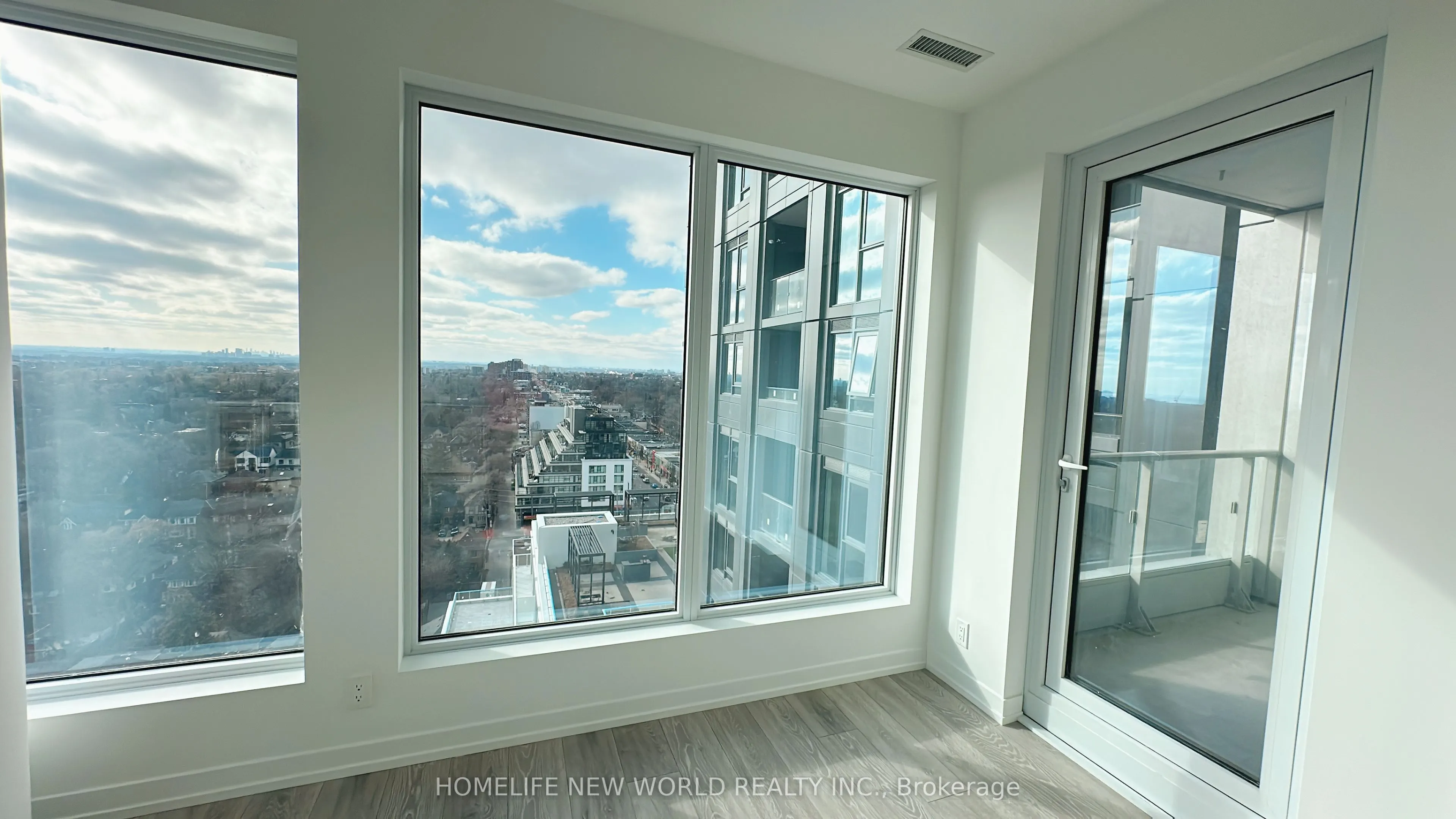2020 Bathurst Street, #1621