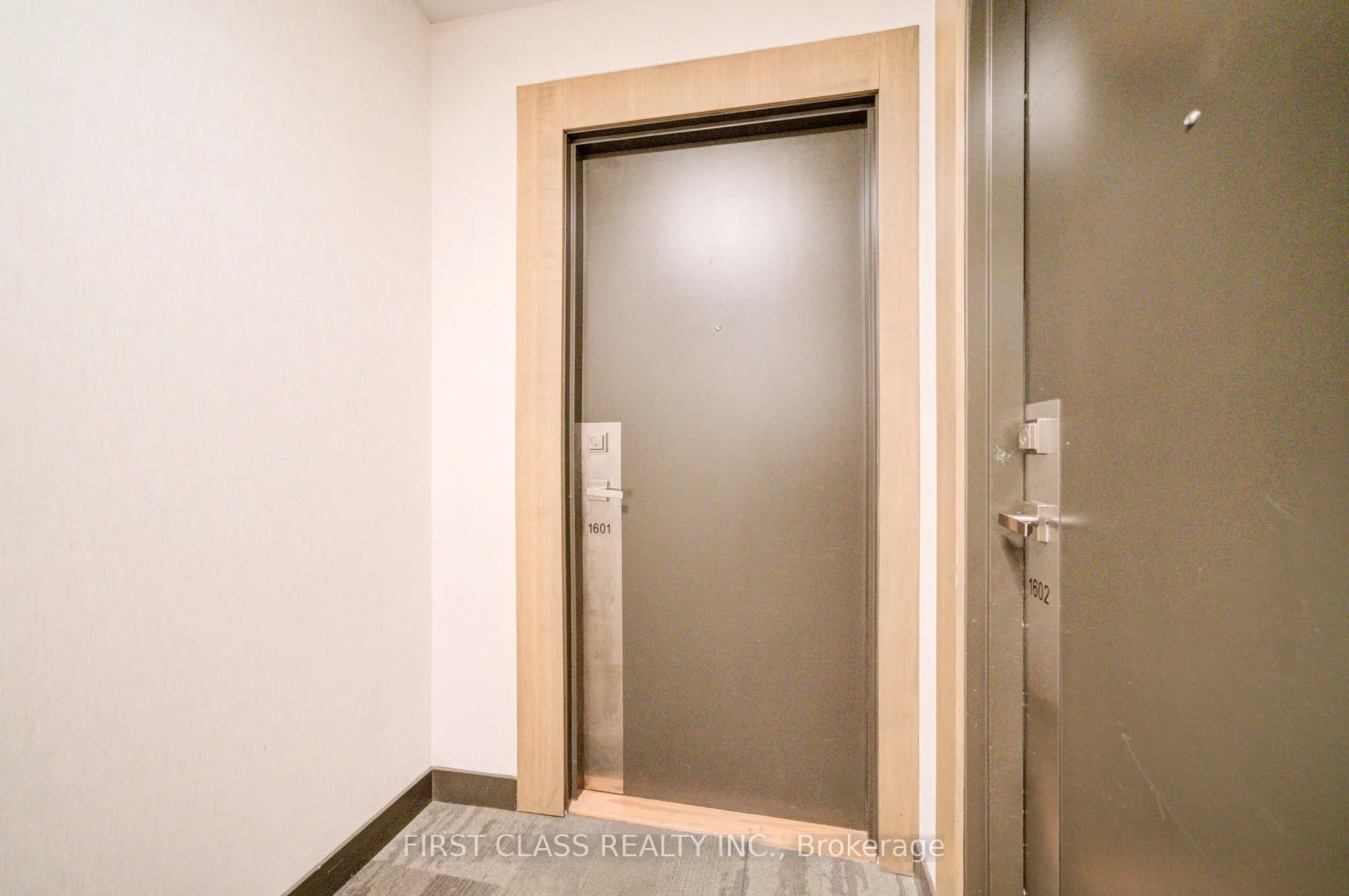 180 Fairview Mall Drive, #1601