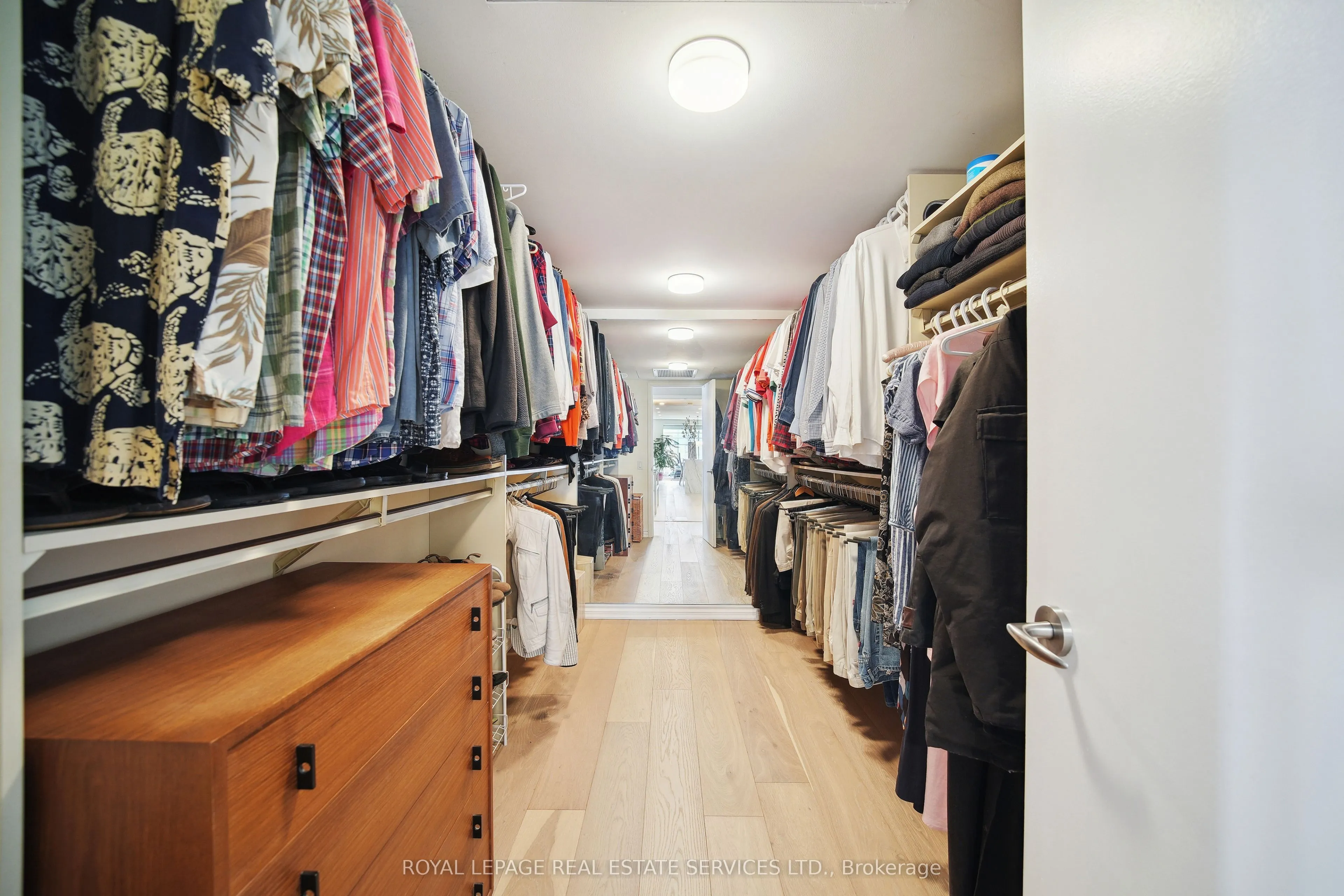 480 Queens Quay W #601