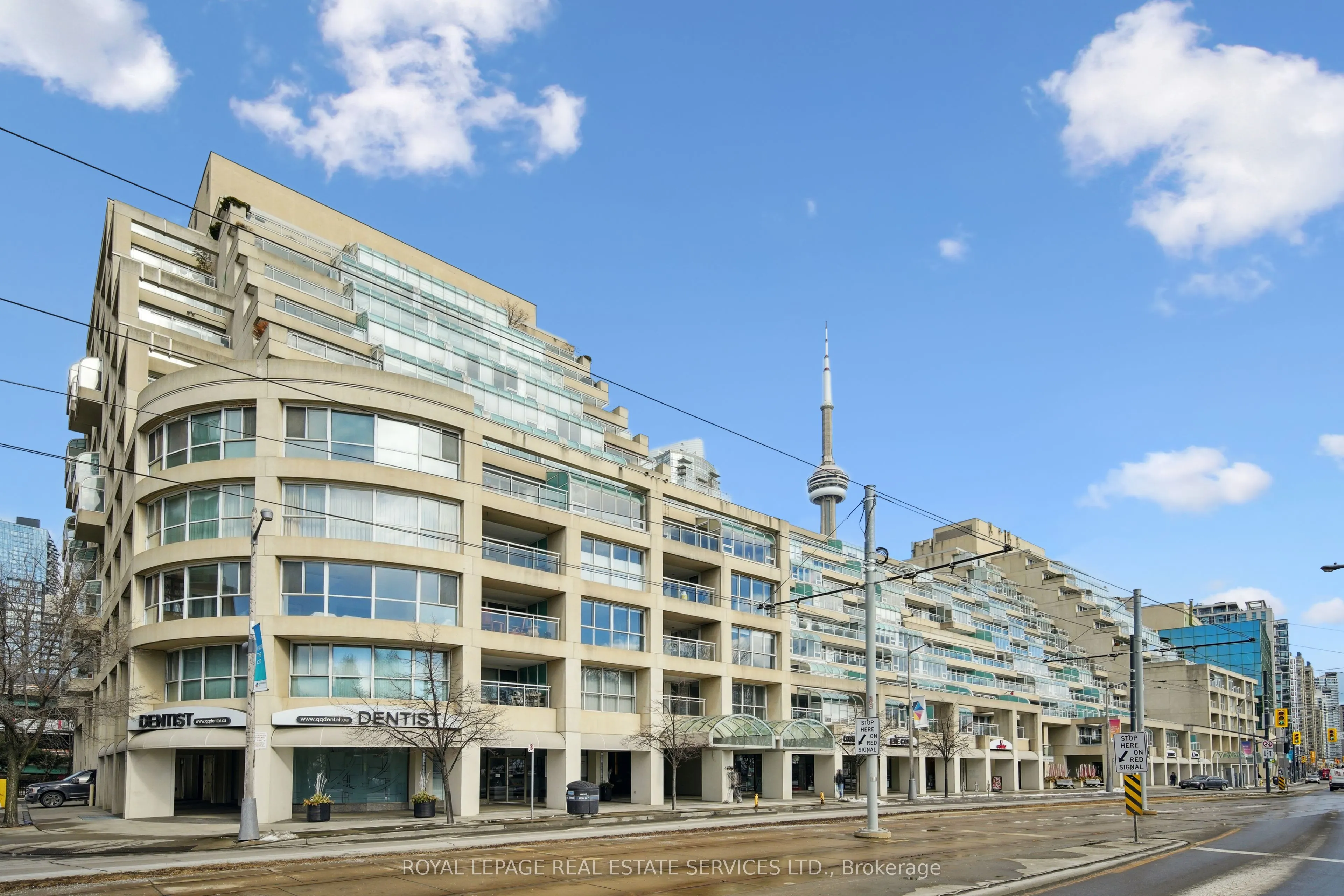 480 Queens Quay W #601