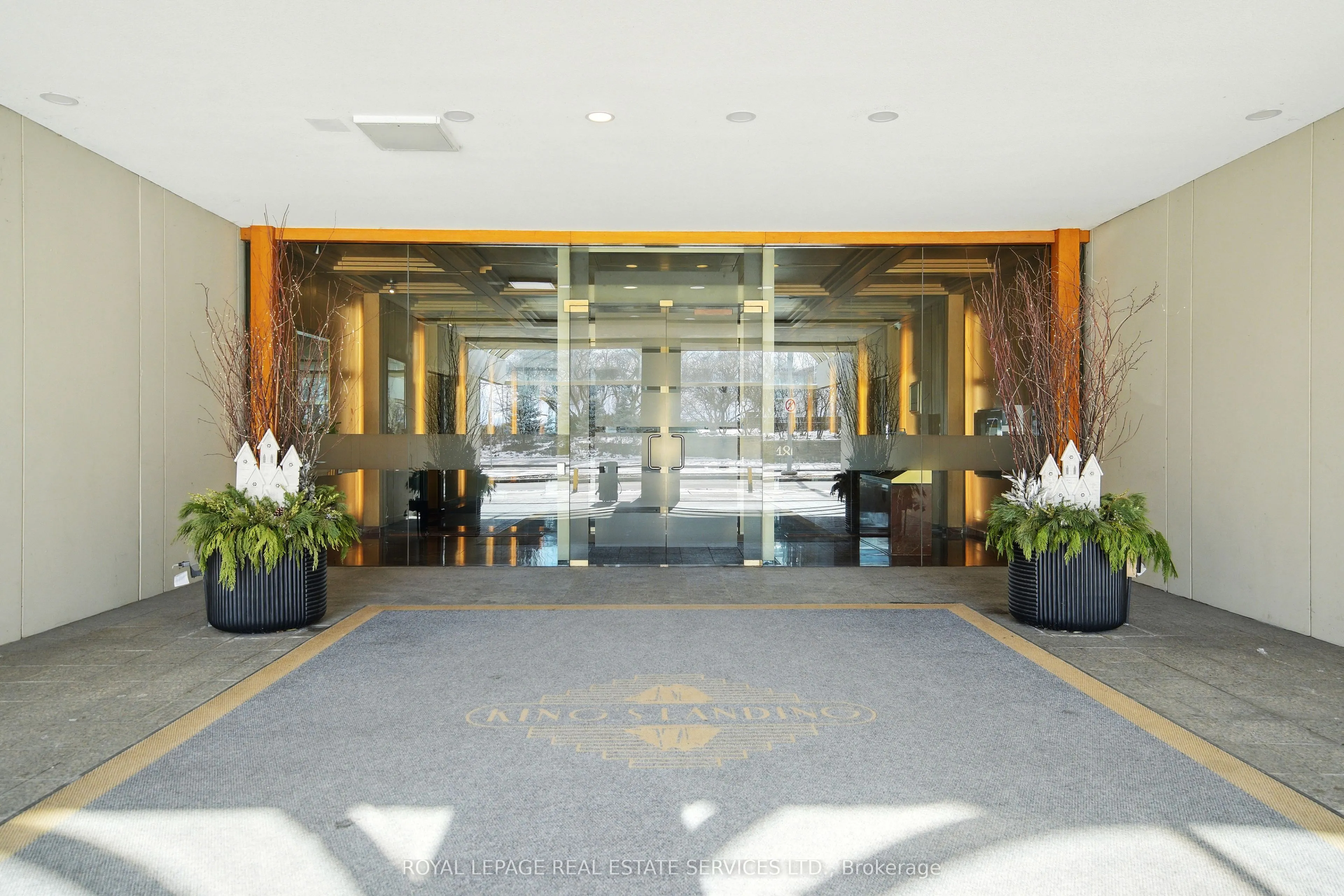 480 Queens Quay W #601