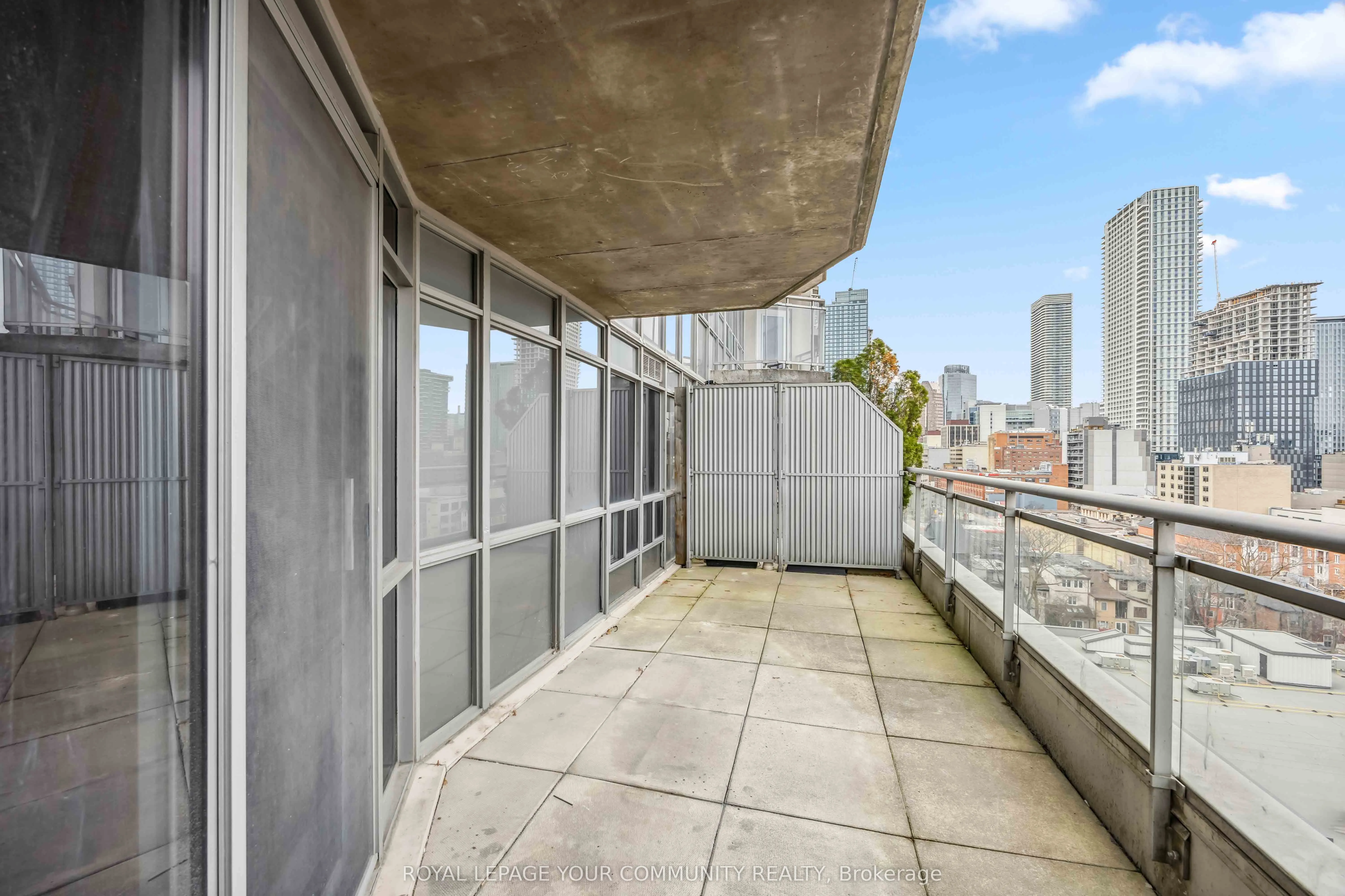 255 Richmond Street E, #1010