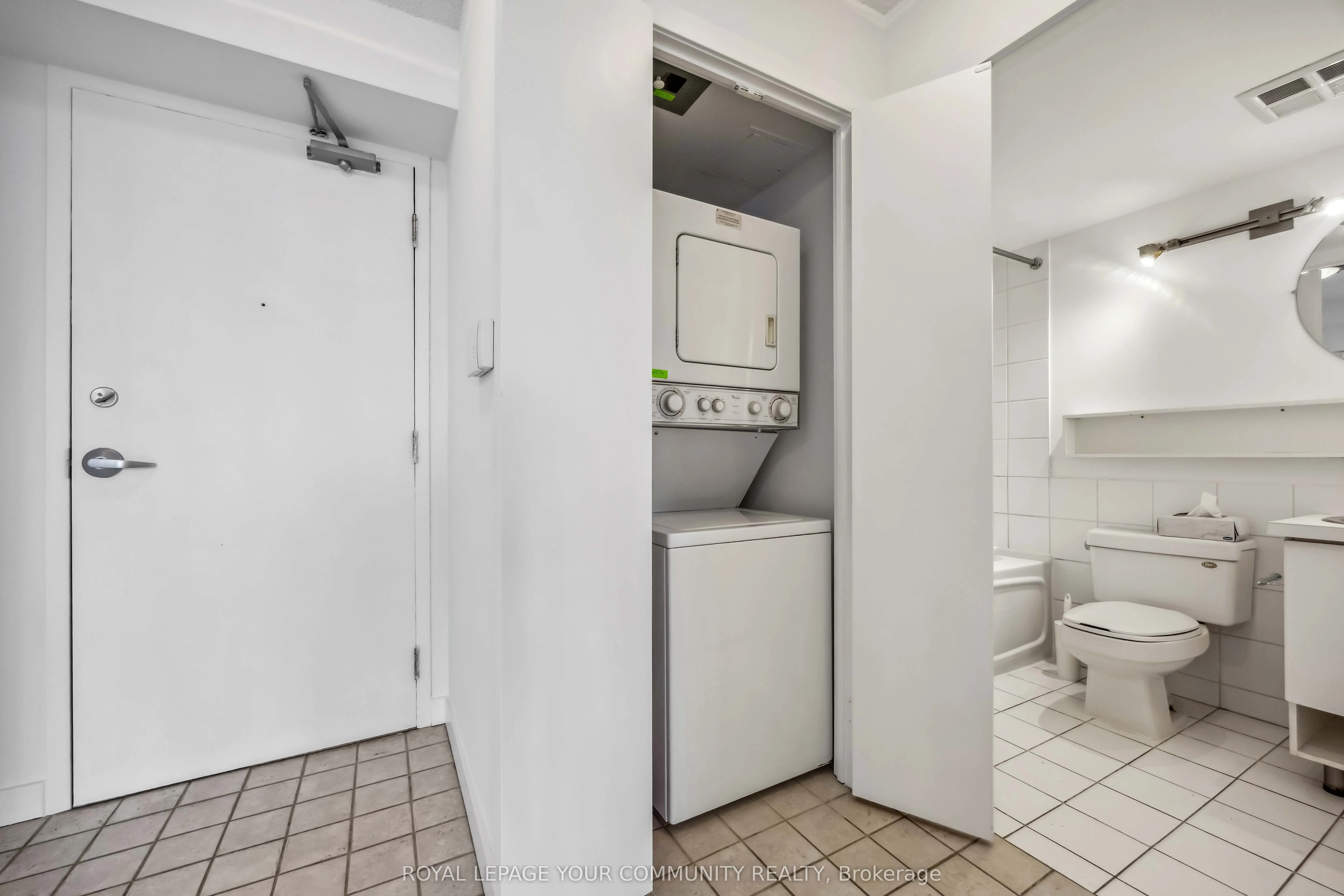 255 Richmond Street E, #1010