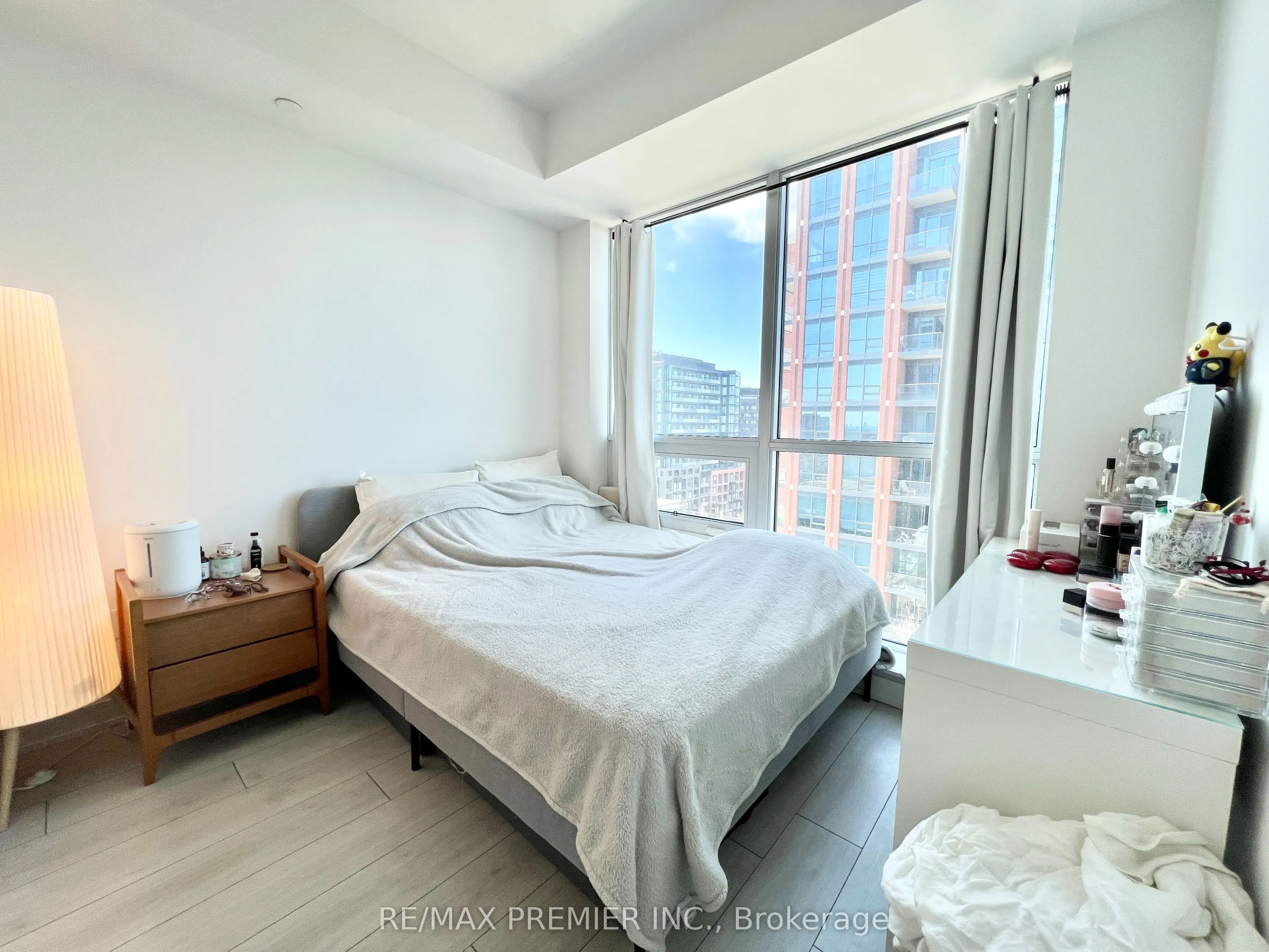31 Tippet Road, #1207