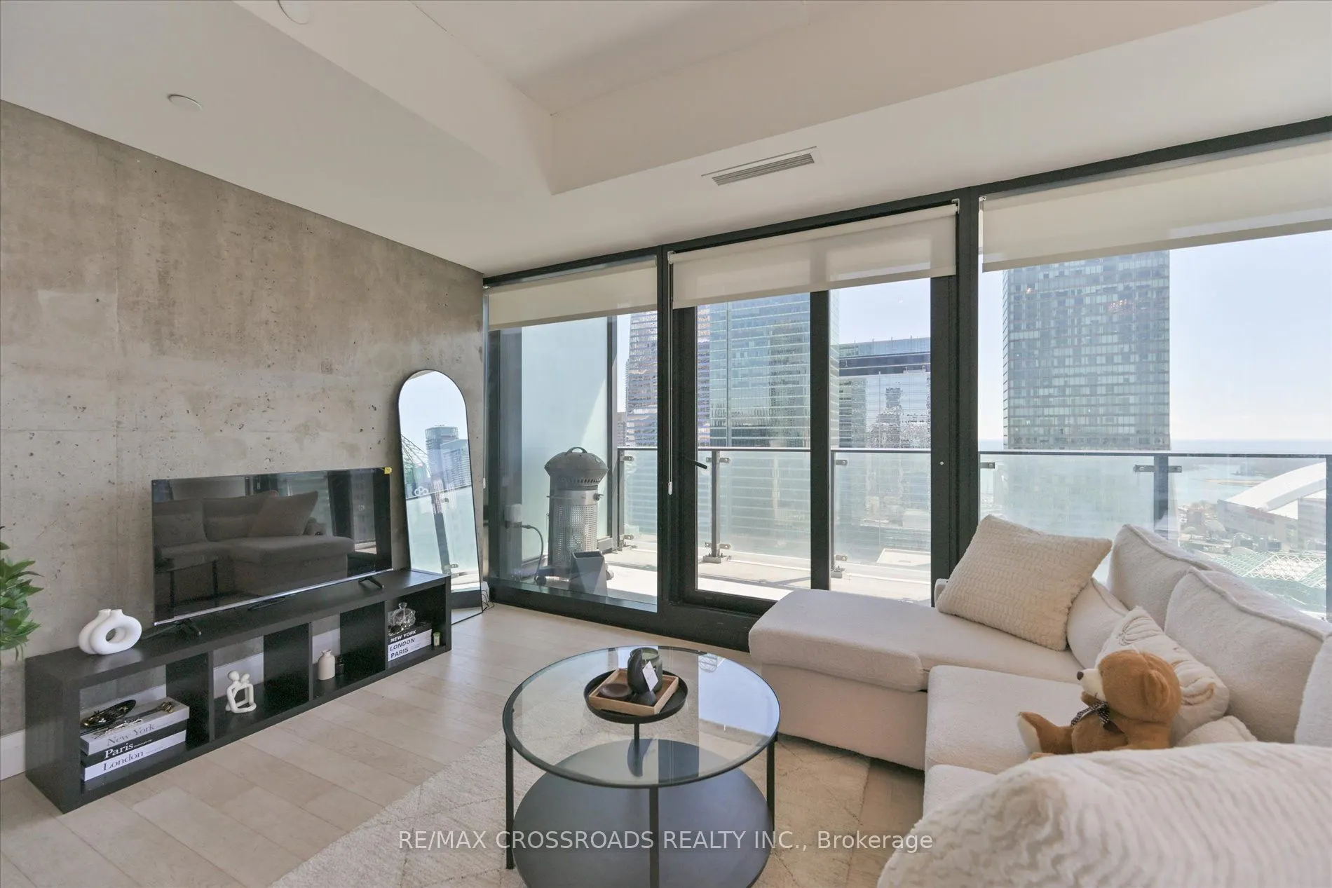 224 King Street W, #3006