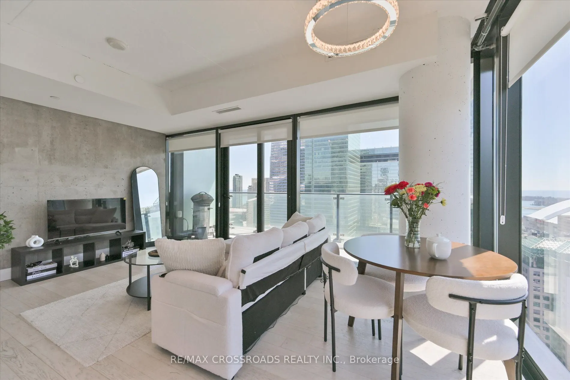 224 King Street W, #3006