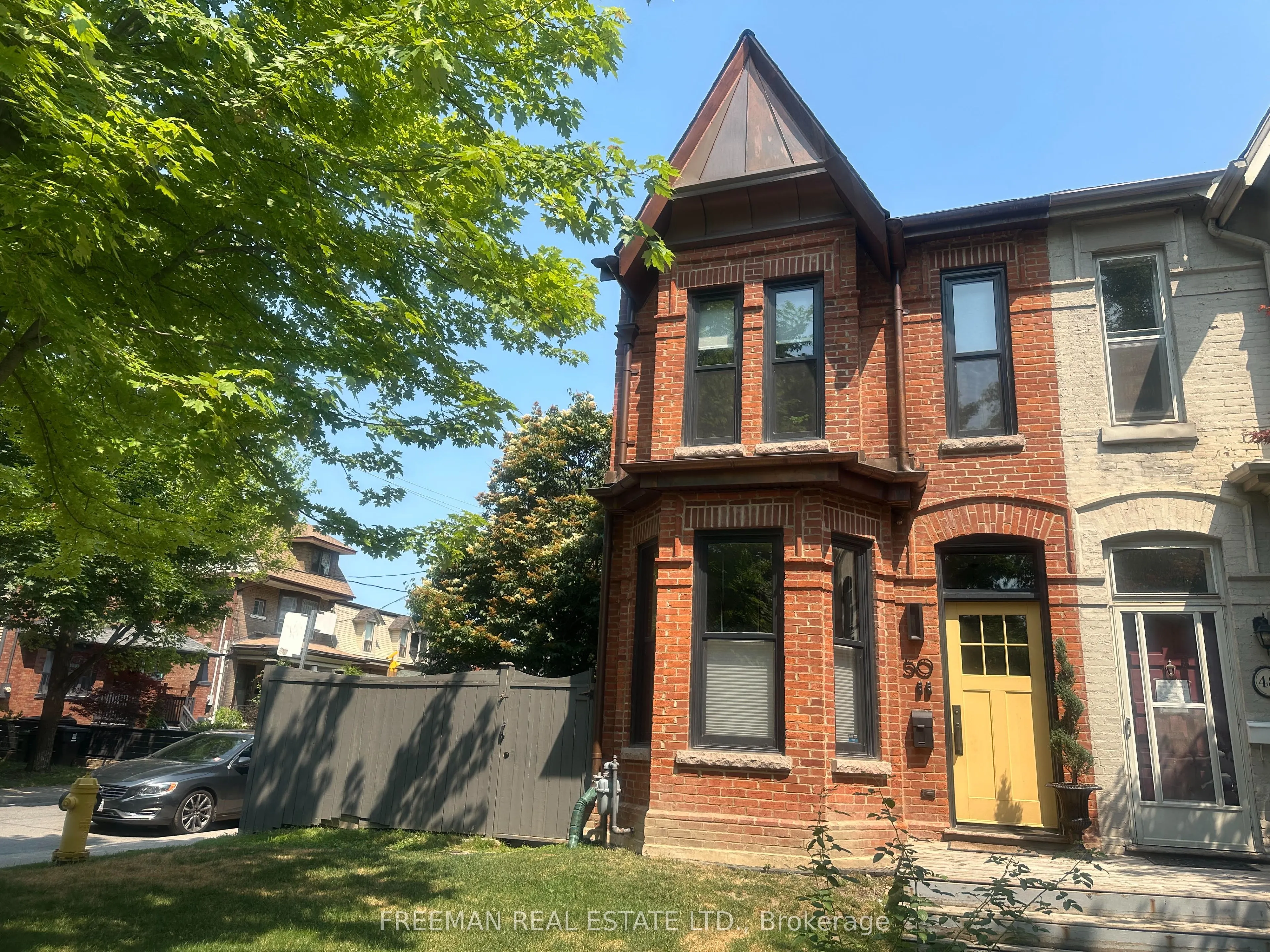 50 Russell Street, #2