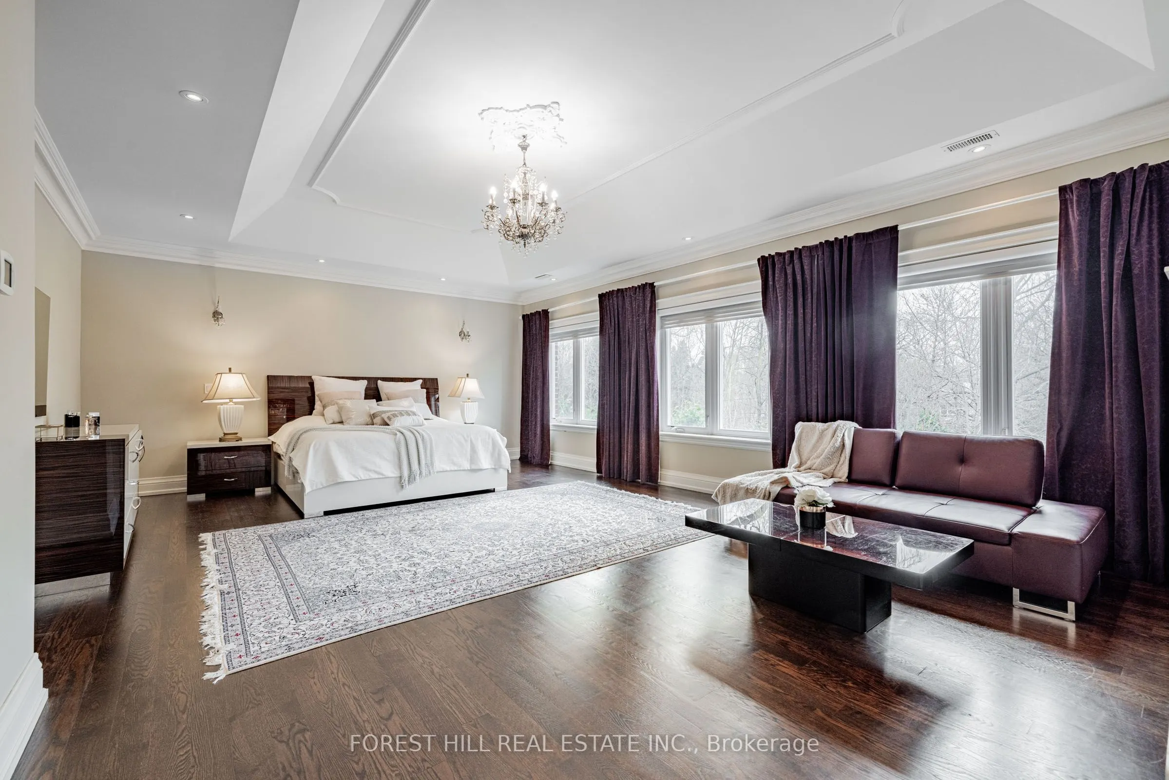 60 Hawksbury Drive