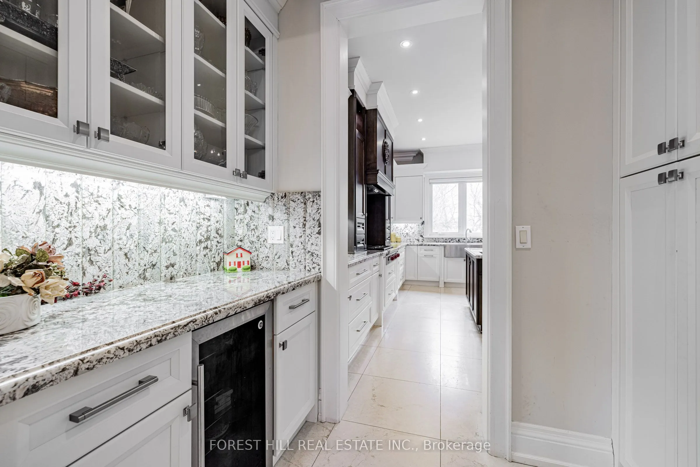 60 Hawksbury Drive