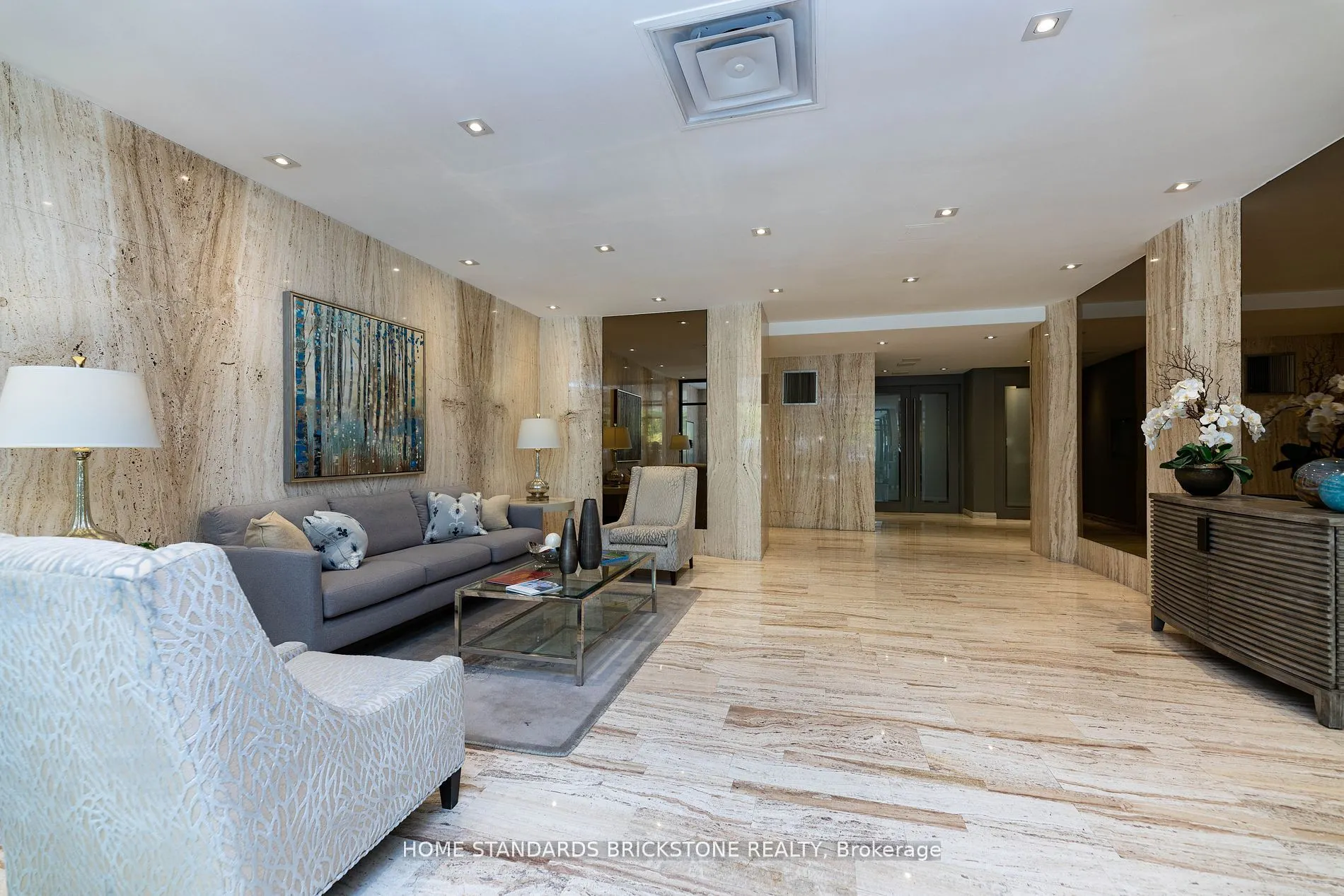 66 Collier Street, #9D