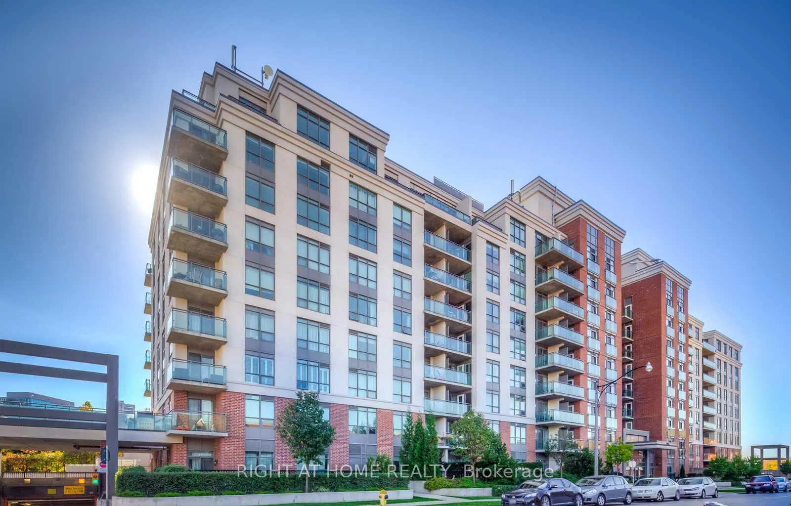 120 Dallimore Circle, #628