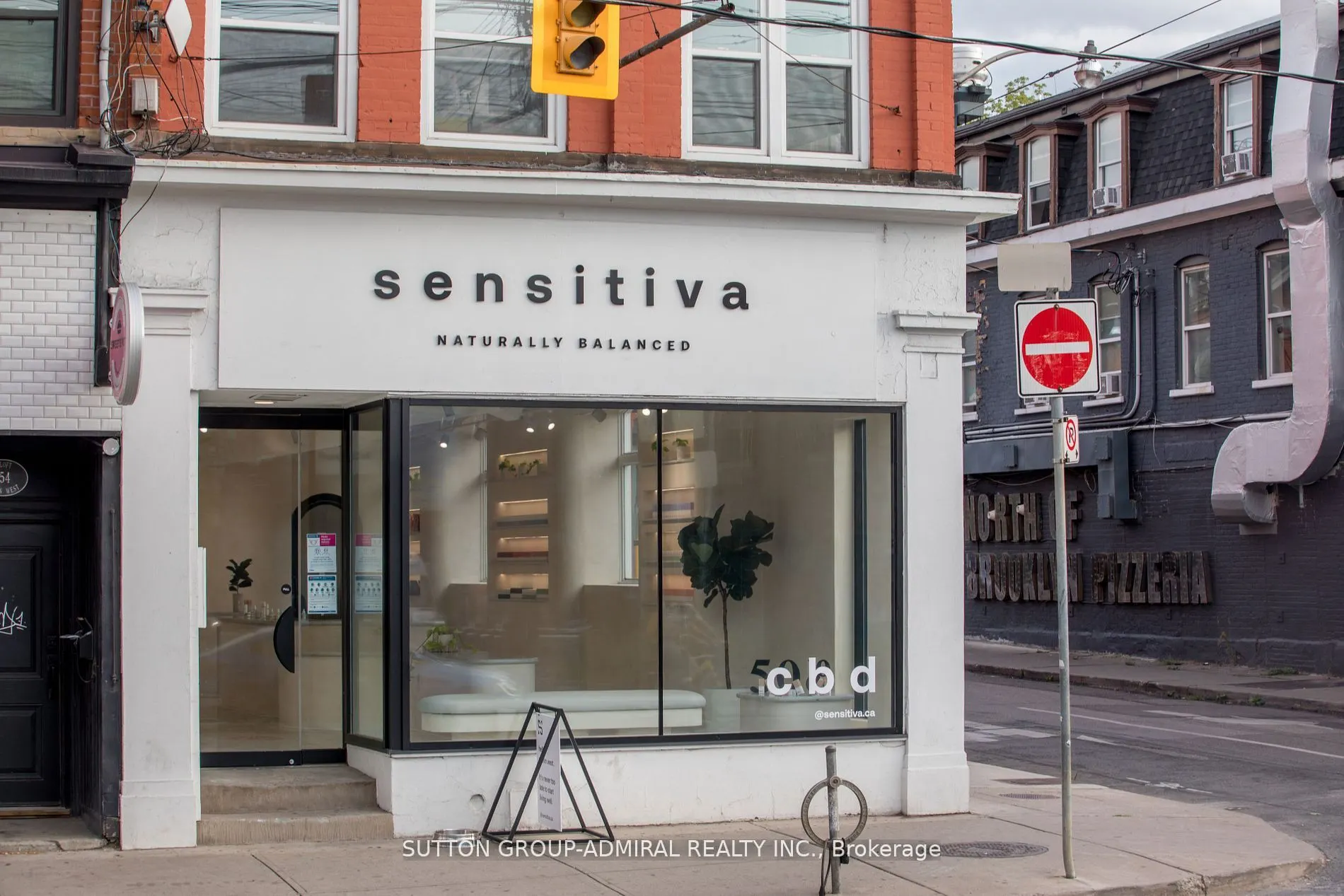 652 Queen Street W, #1
