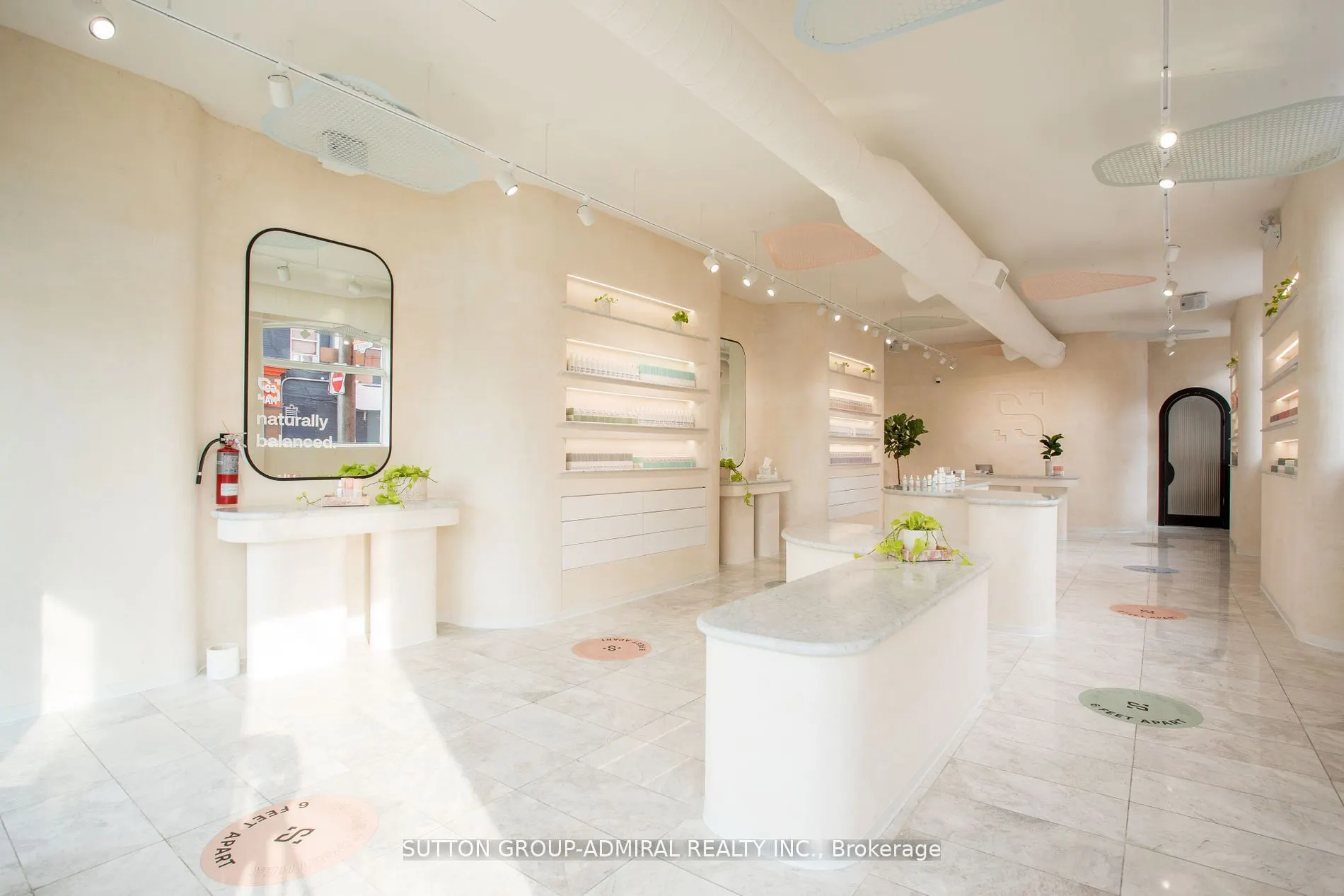652 Queen Street W, #1