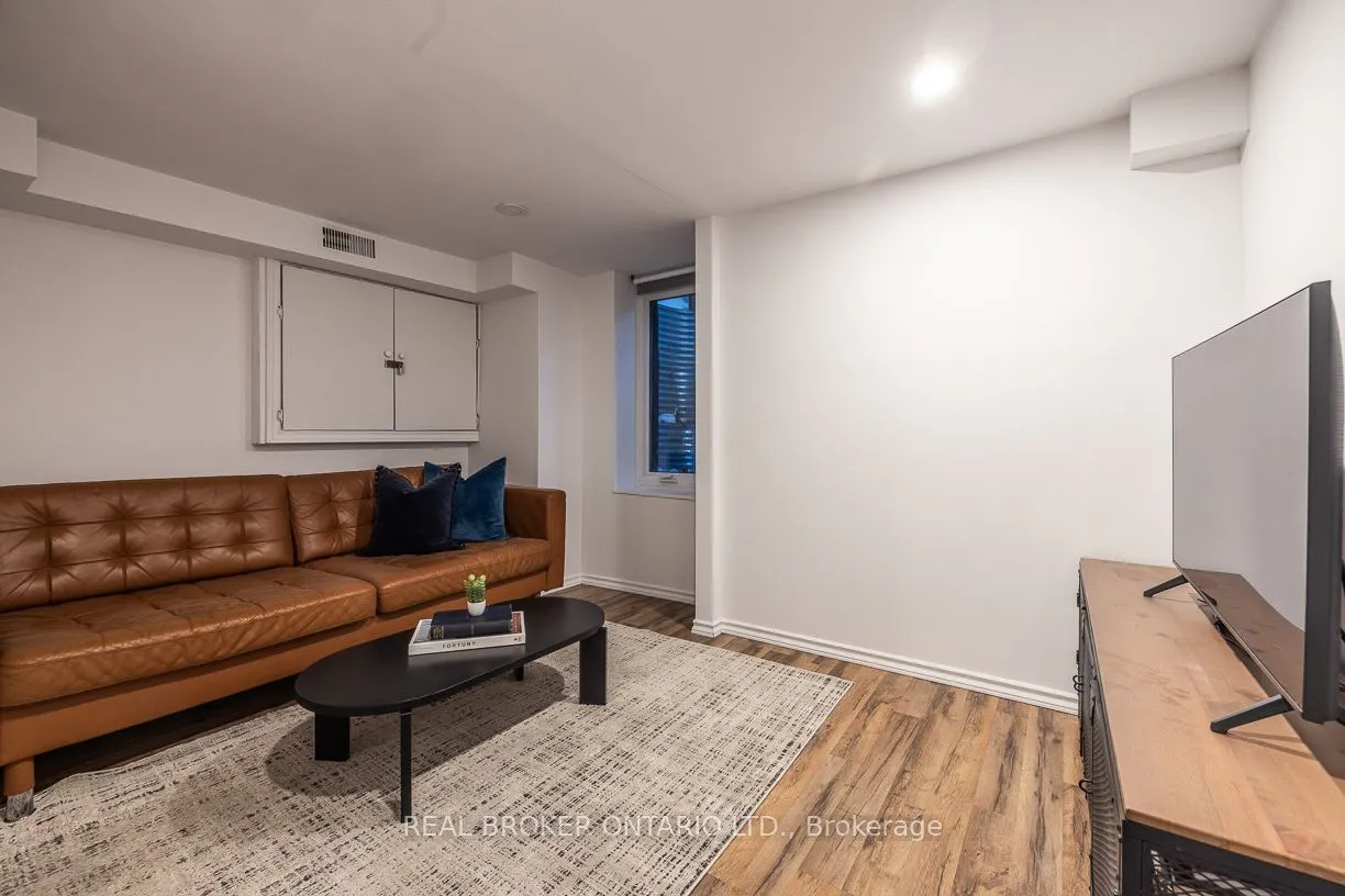 180 Lippincott Street
