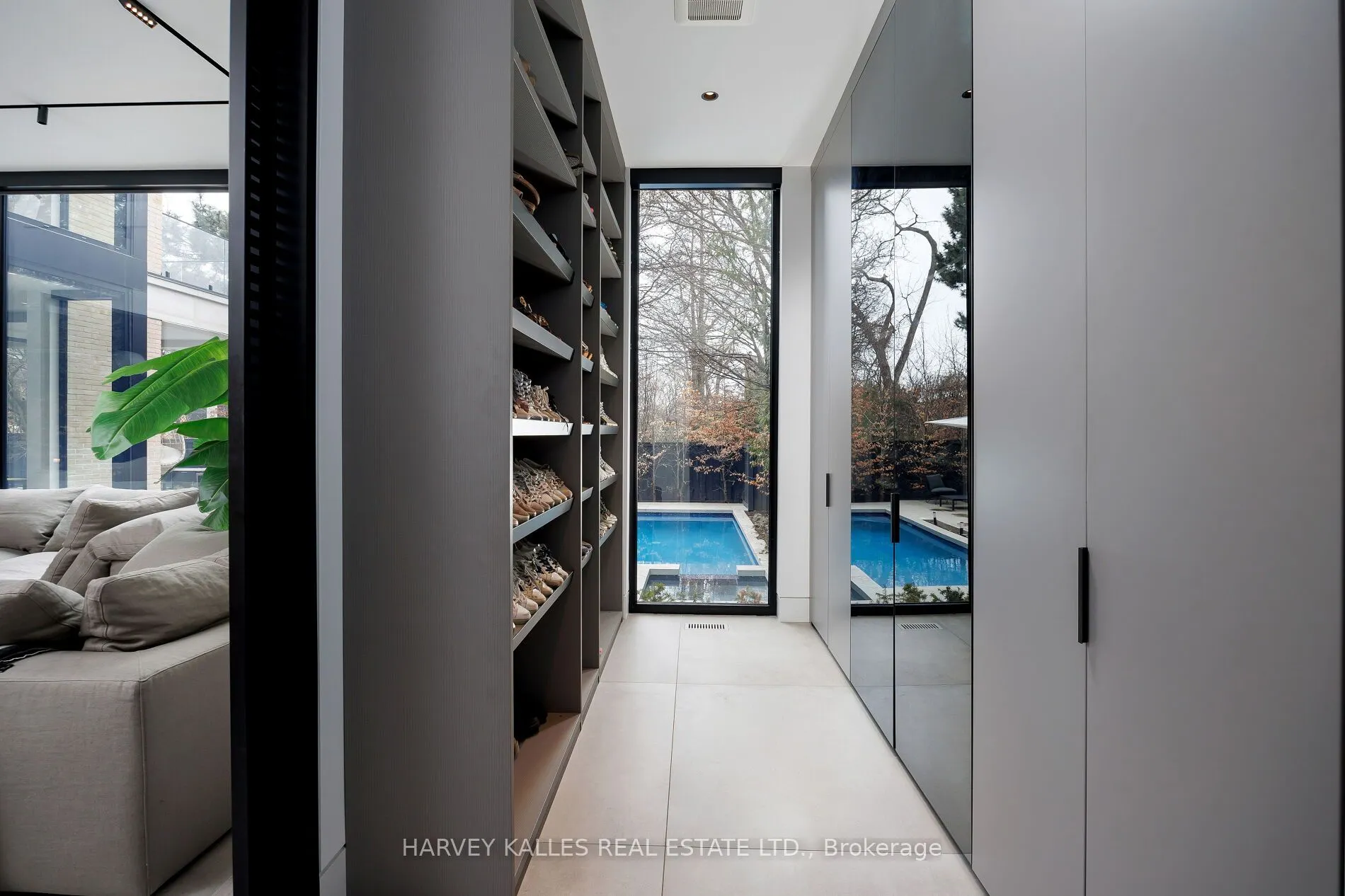 5 Dewbourne Avenue