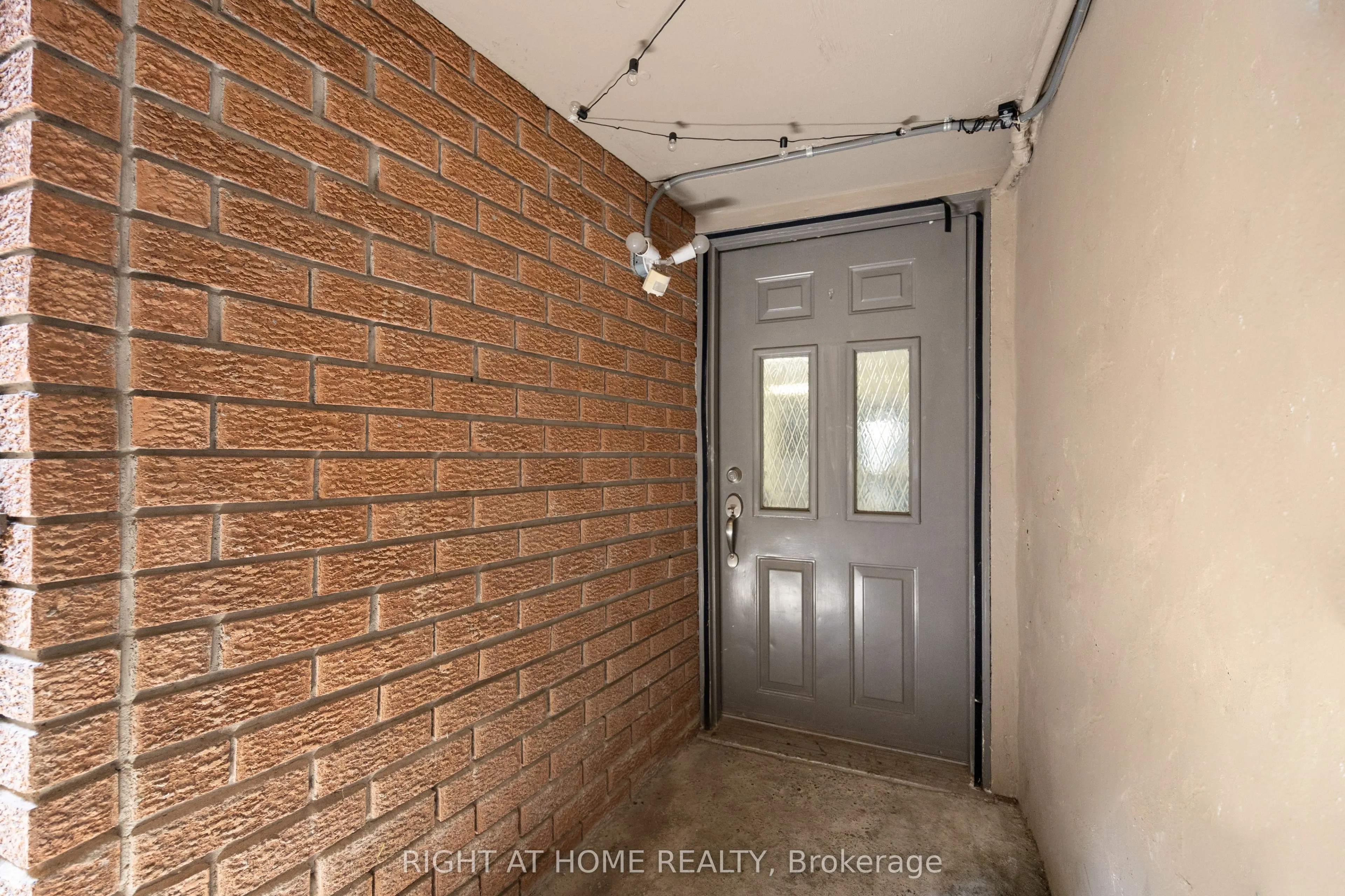 124 Argyle Street, #Bsm