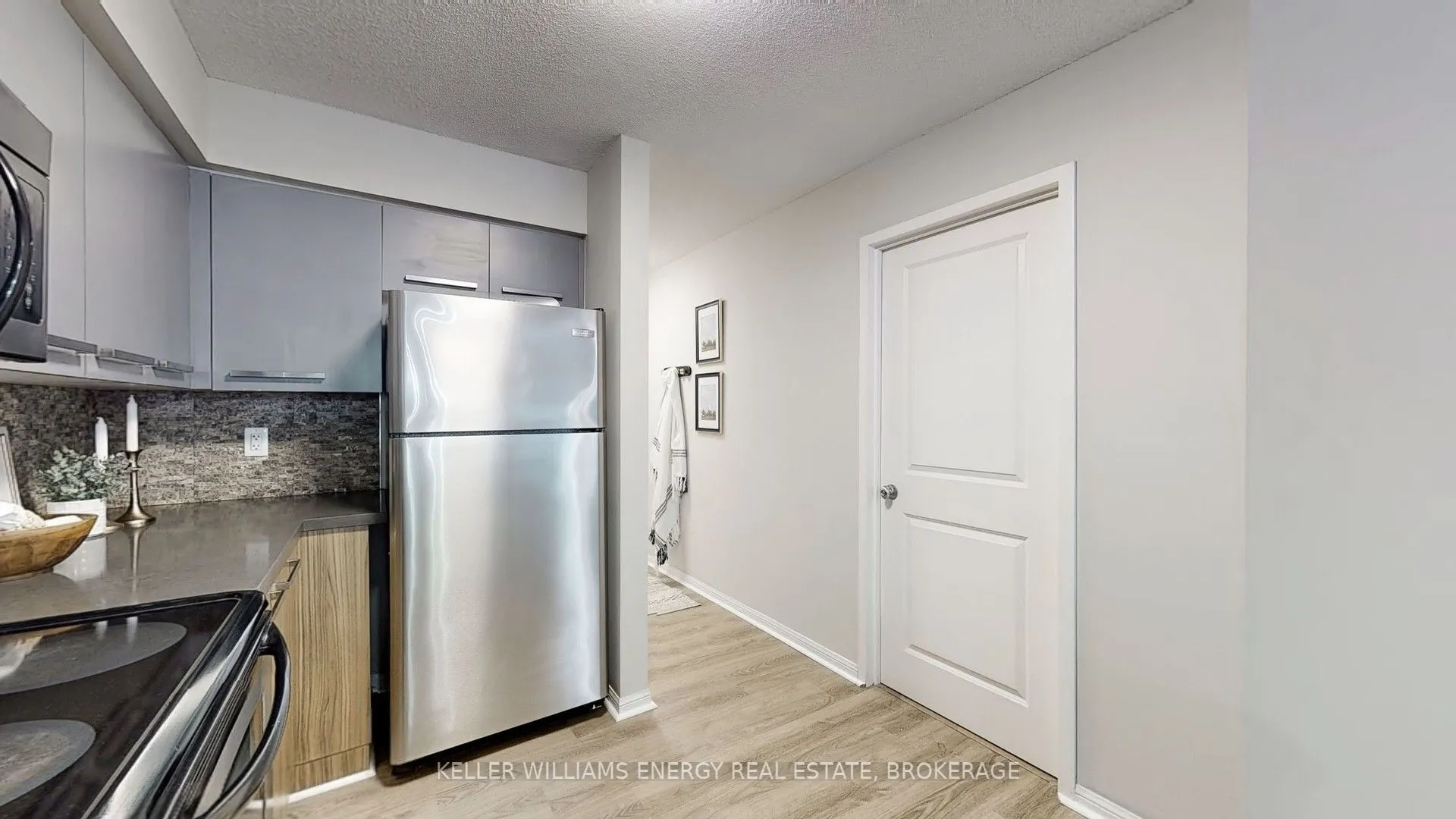 11 St Joseph Street, #1401