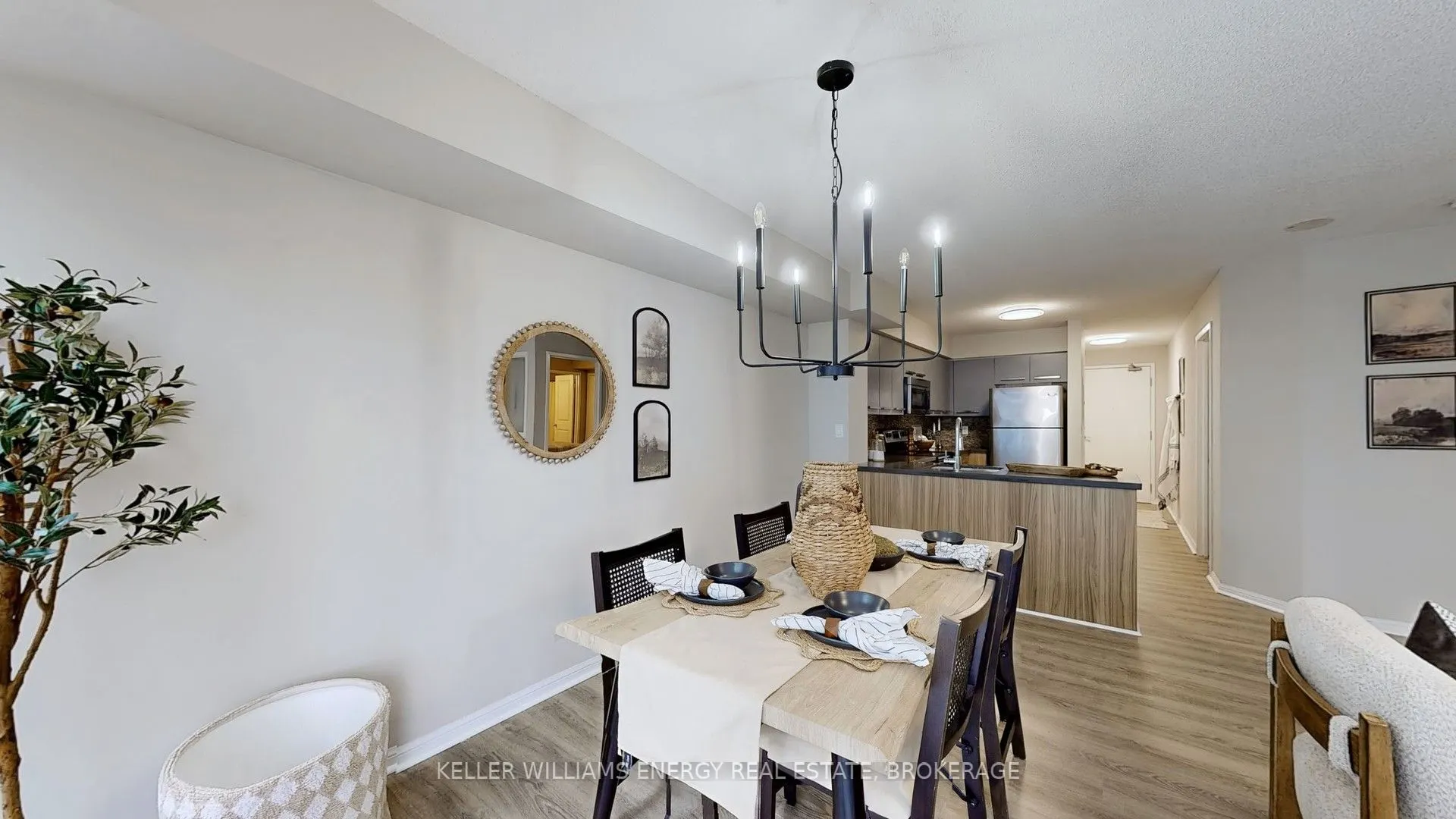 11 St Joseph Street, #1401