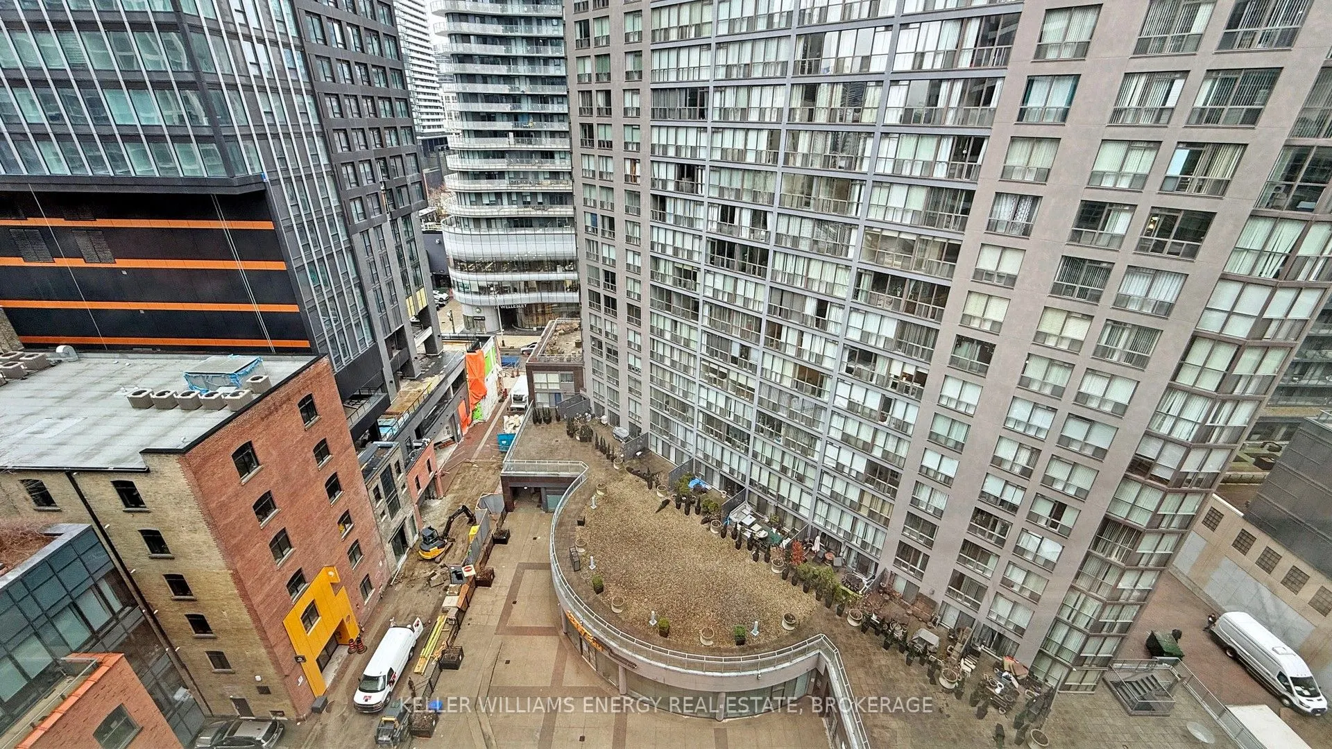 11 St Joseph Street, #1401
