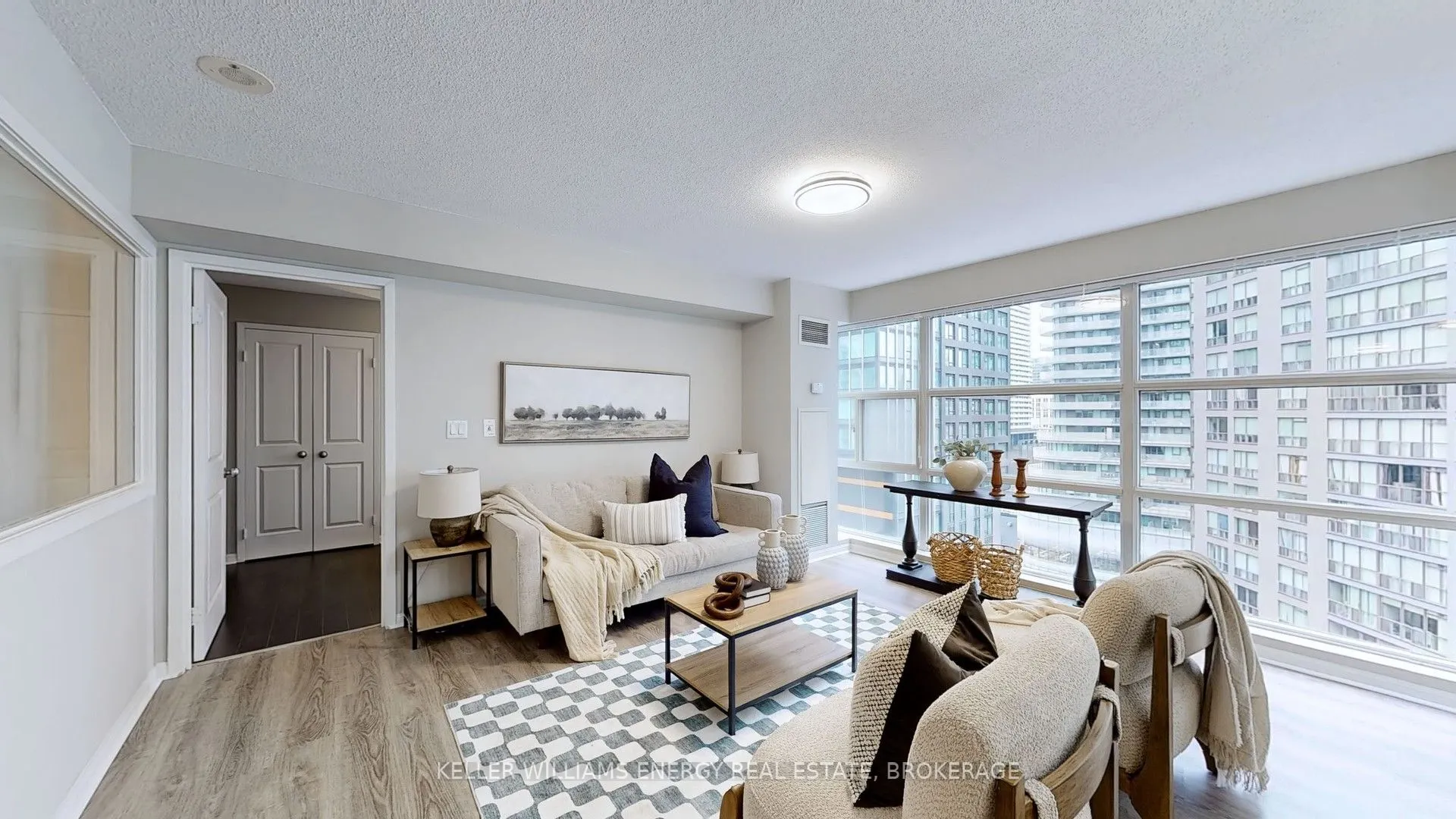 11 St Joseph Street, #1401