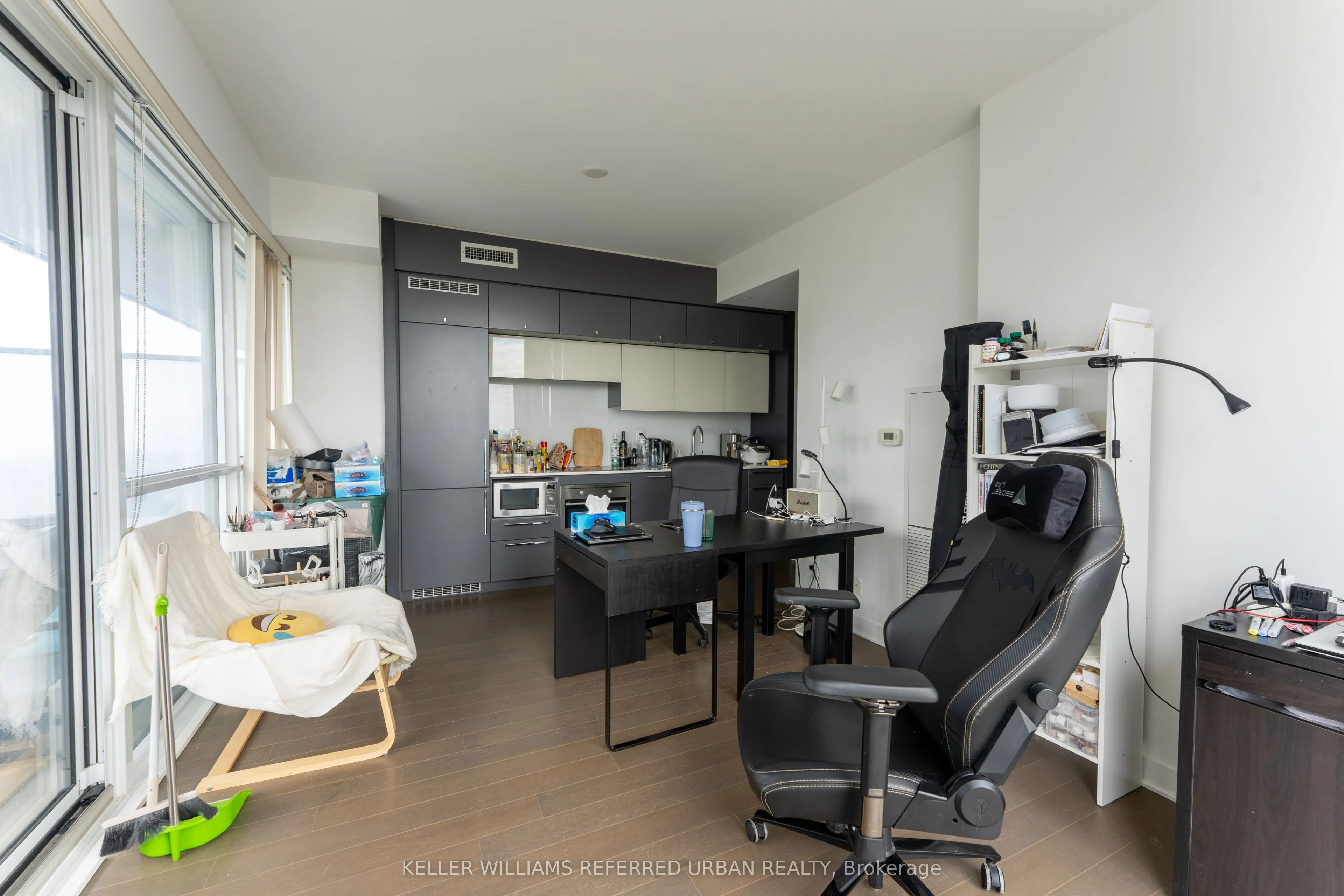 15 Grenville Street, #2705